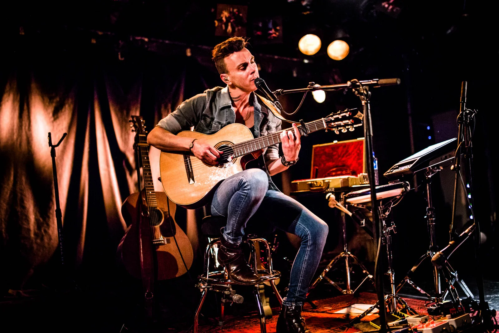 asaf avidan - 10 (1 of 1).jpg