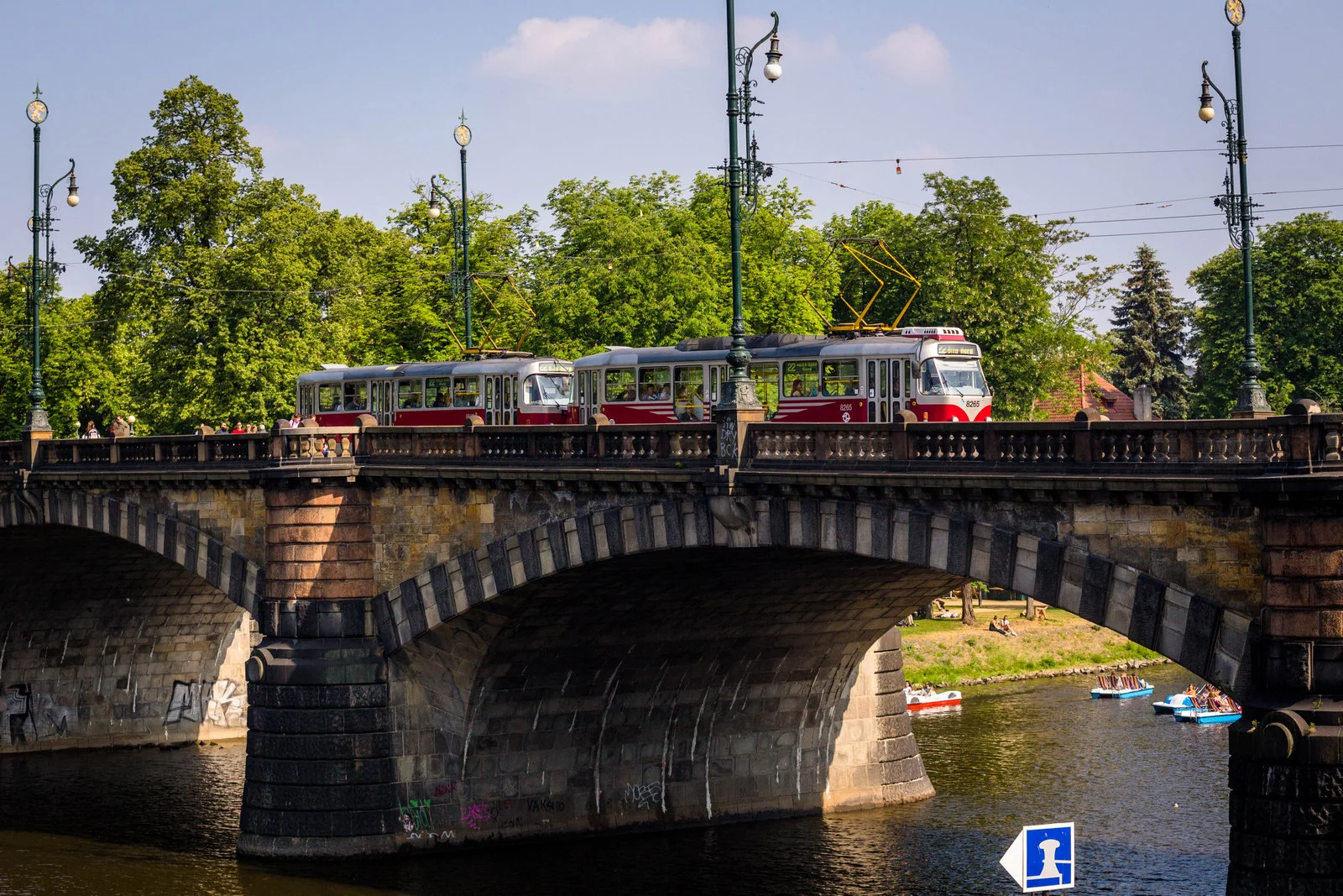 praha - 30 (1 of 1).jpg