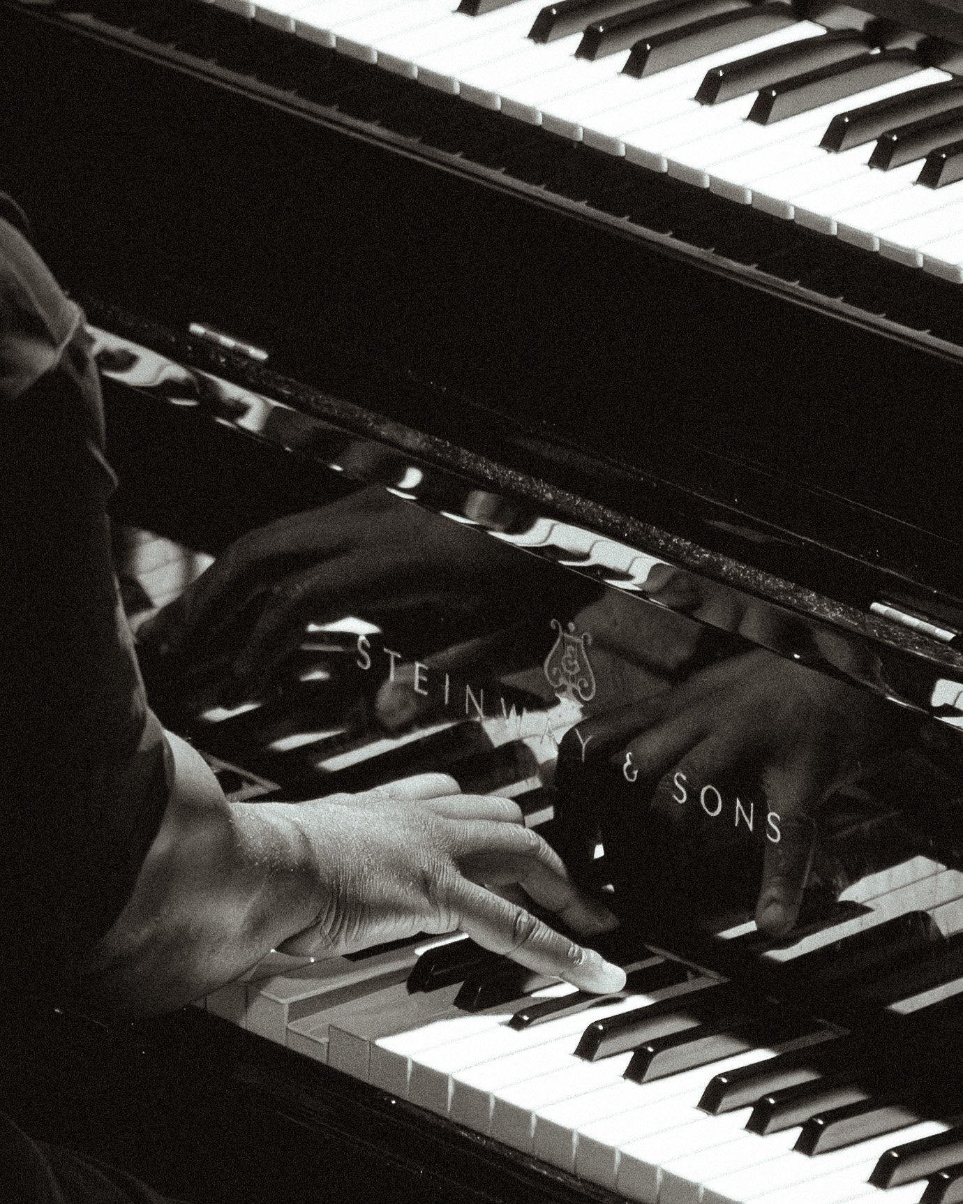 RobertGlasper_DakotaMPLS_ngreseth-05796-2.jpg