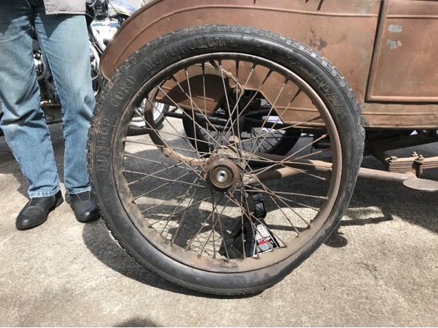 Sidecar Tire