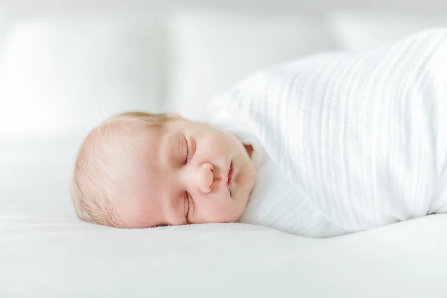 Baltimore-Maryland-lifestyle-newborn-photographer-photos-by-breanna-kuhlmann-#bklp-18.jpg