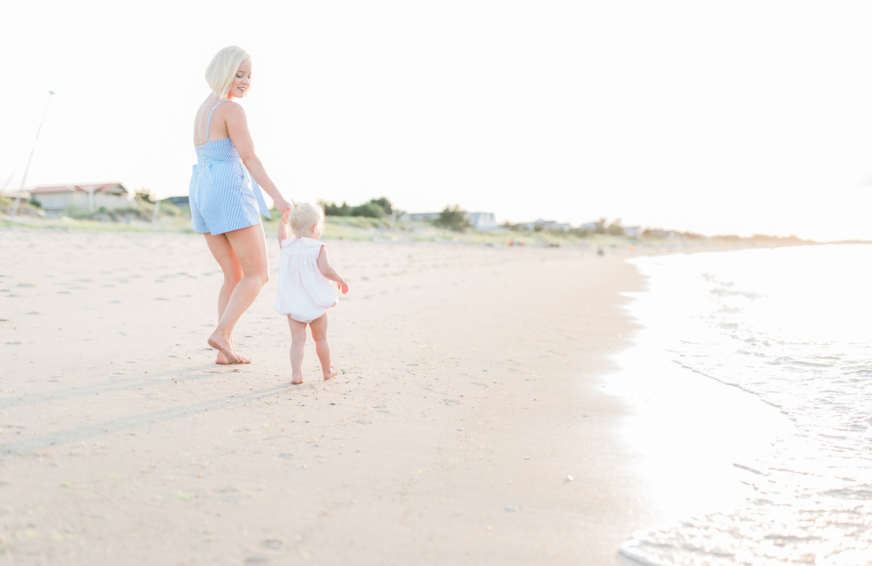 Lewes-Beach-Cape Henlopen-photographer-lifestyle-family-portrait-BKLP-Breanna Kuhlmann-Delaware-4.jpg