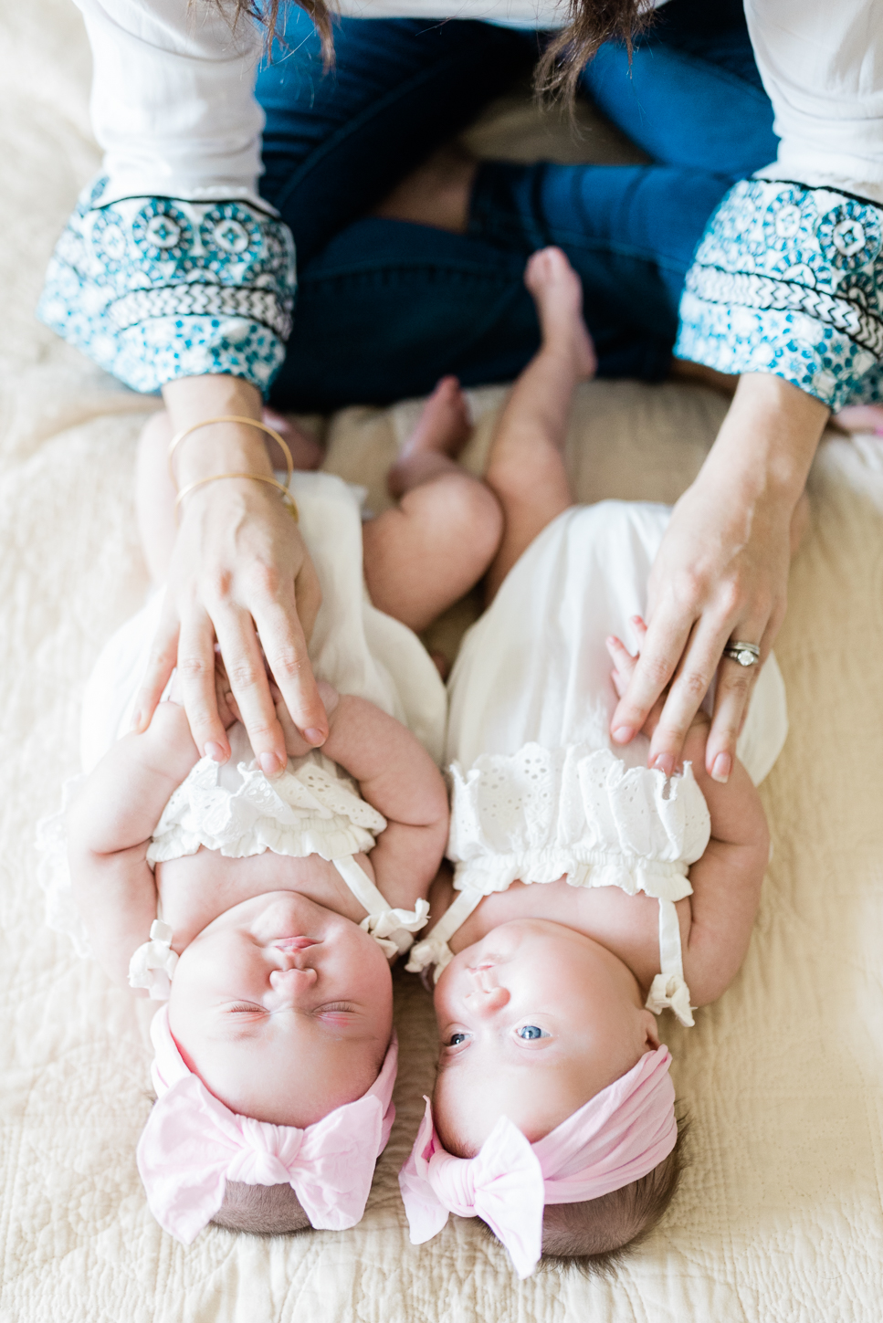 Baltimore-newborn-photographer-BKLP-in home-lifestyle-maryland-twins-photos by-Breanna Kuhlmann-13.jpg