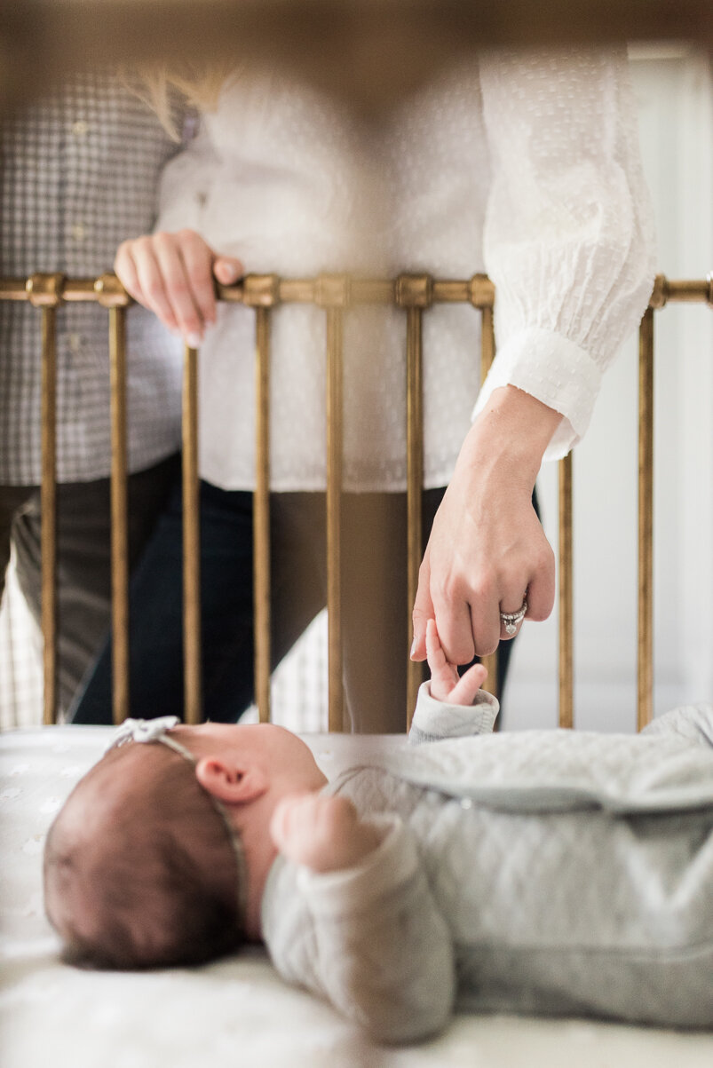 4-newborn-lifestyle-photographer-near-me-Baltimore-Harford-fallston-natural-light-lifestyle-BKLP-nursery-6.jpg