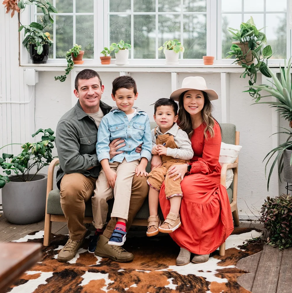 🍂🍁Fall Mini booking links are live this Sunday 🍁🍂
&hellip;
Swipe to see dates &amp; locations and set a reminder to check your email Sunday at 7:30pm 😉

Minis always book fast, DM me your email to make sure you&rsquo;re on the list 📷