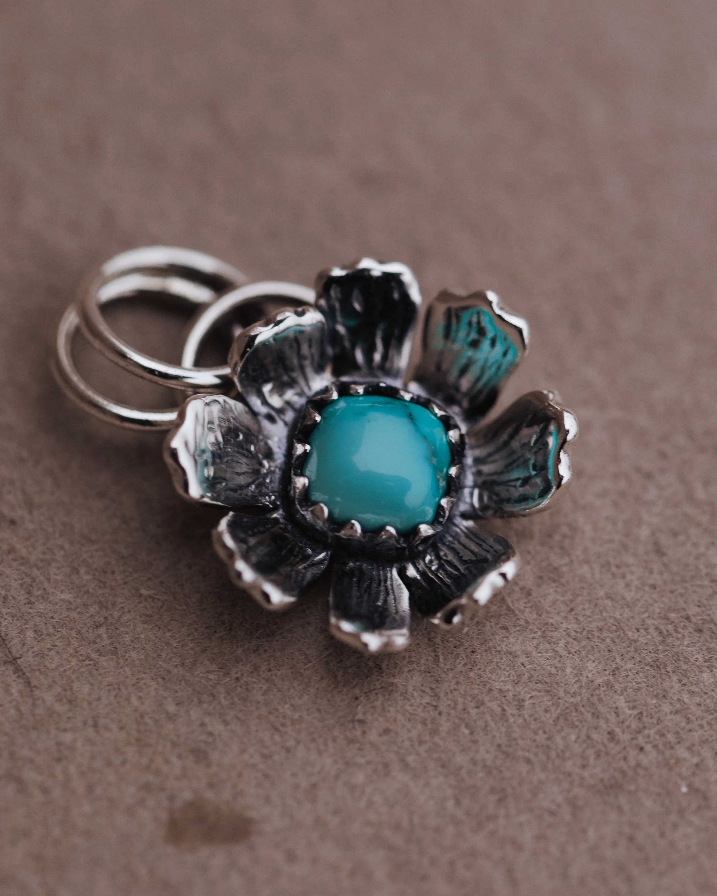 Laynarememberancecosmopendant-68.jpg