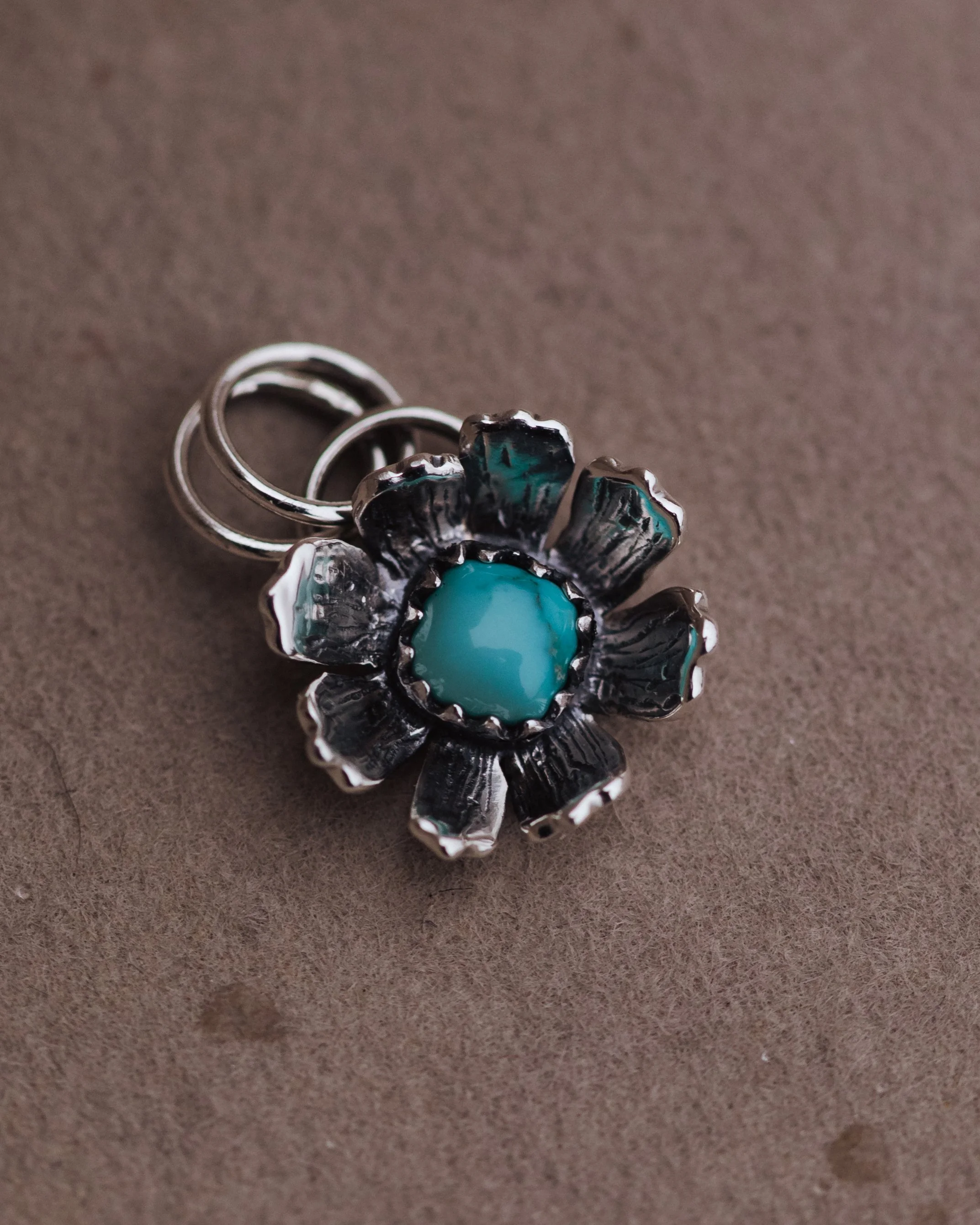 Laynarememberancecosmopendant-66.jpg