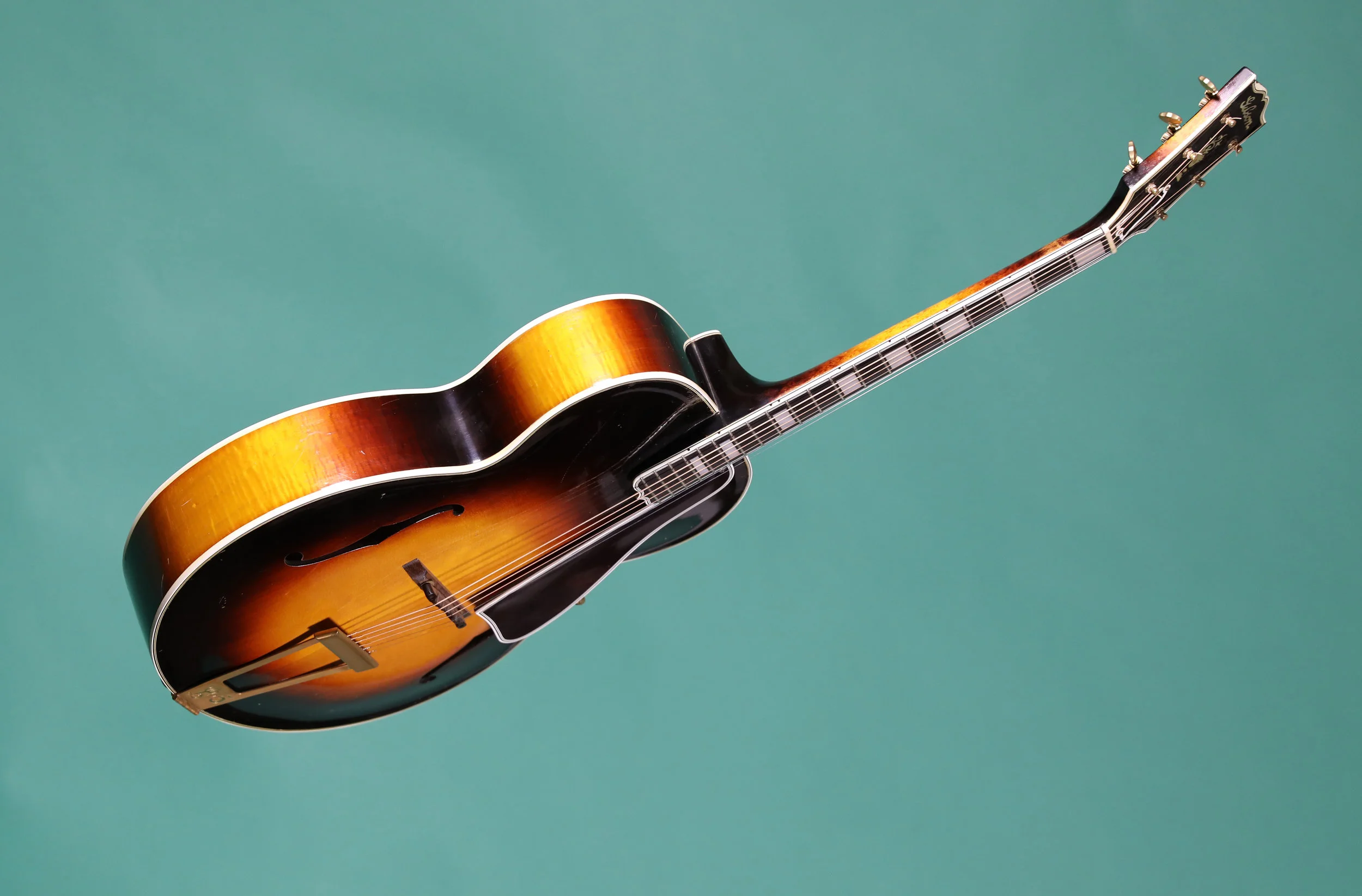 Gibson 1937 L5 S.JPG