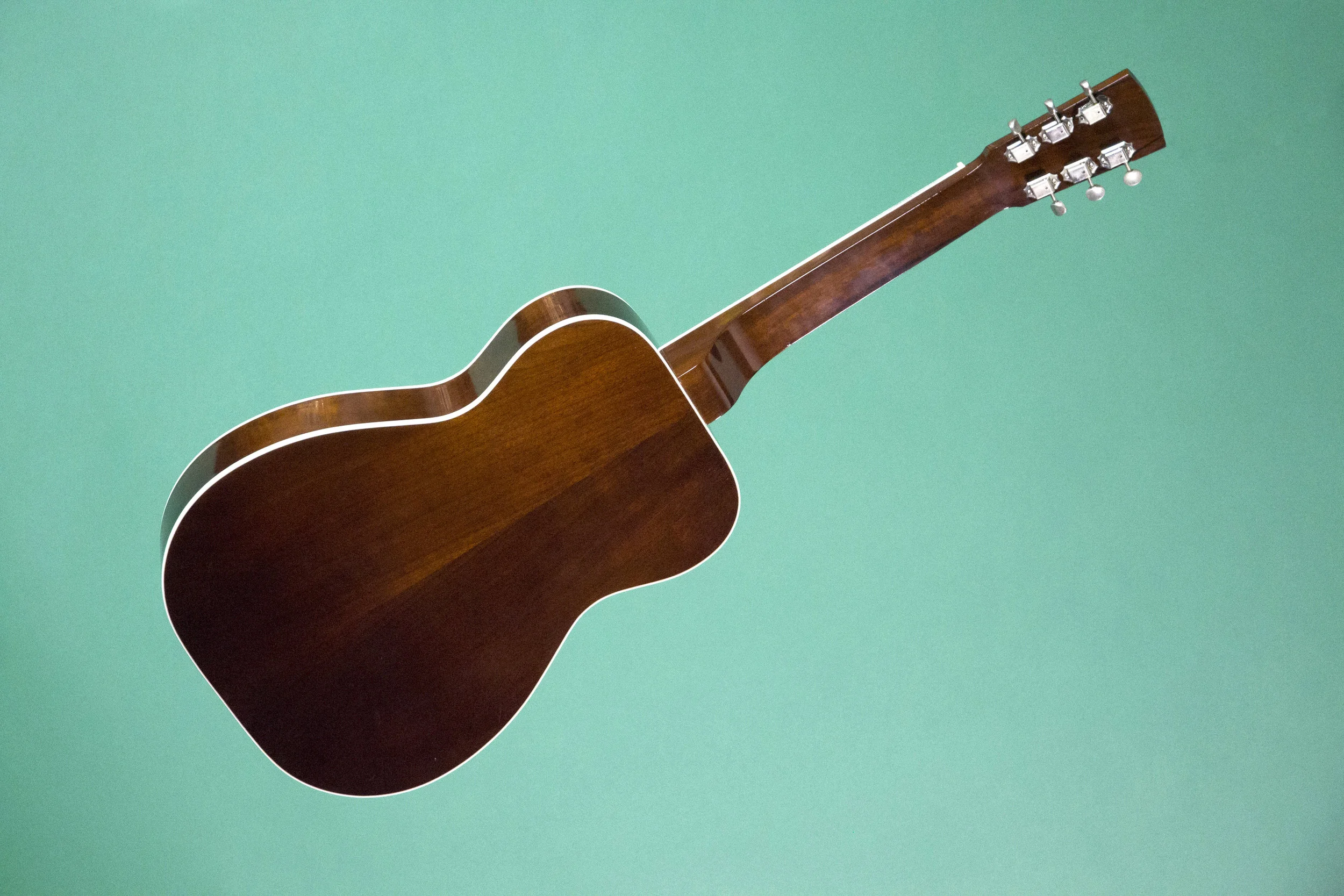 Dobro Tut Taylor b.jpg