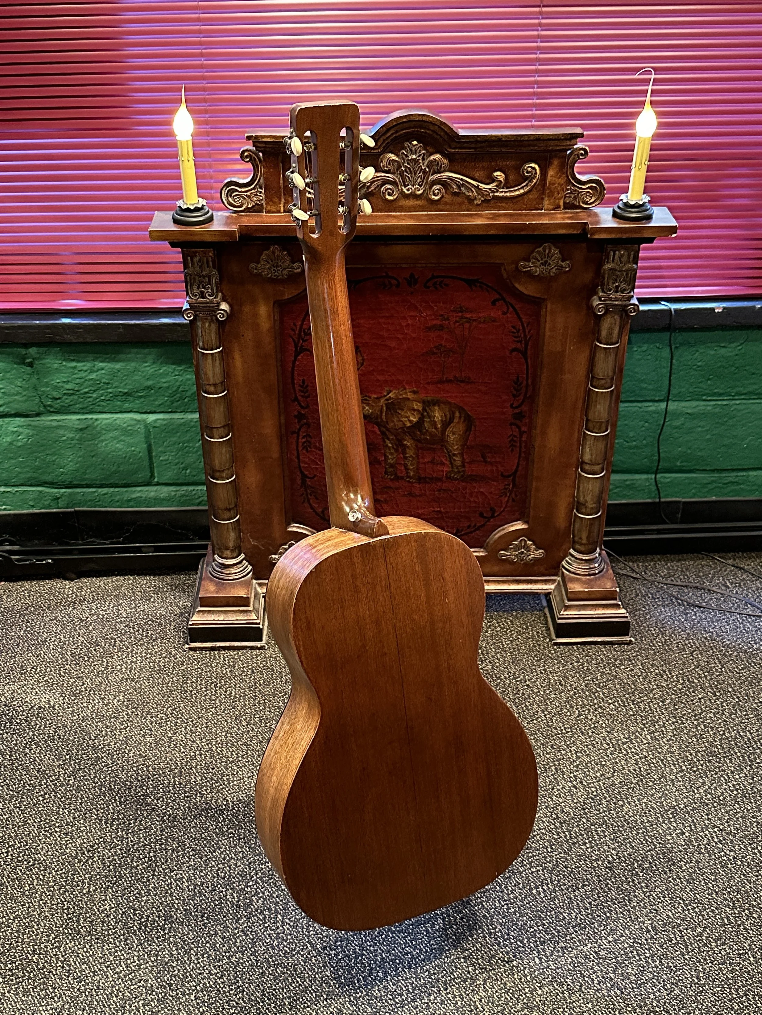 Martin 0-16NY 1969 b.JPG