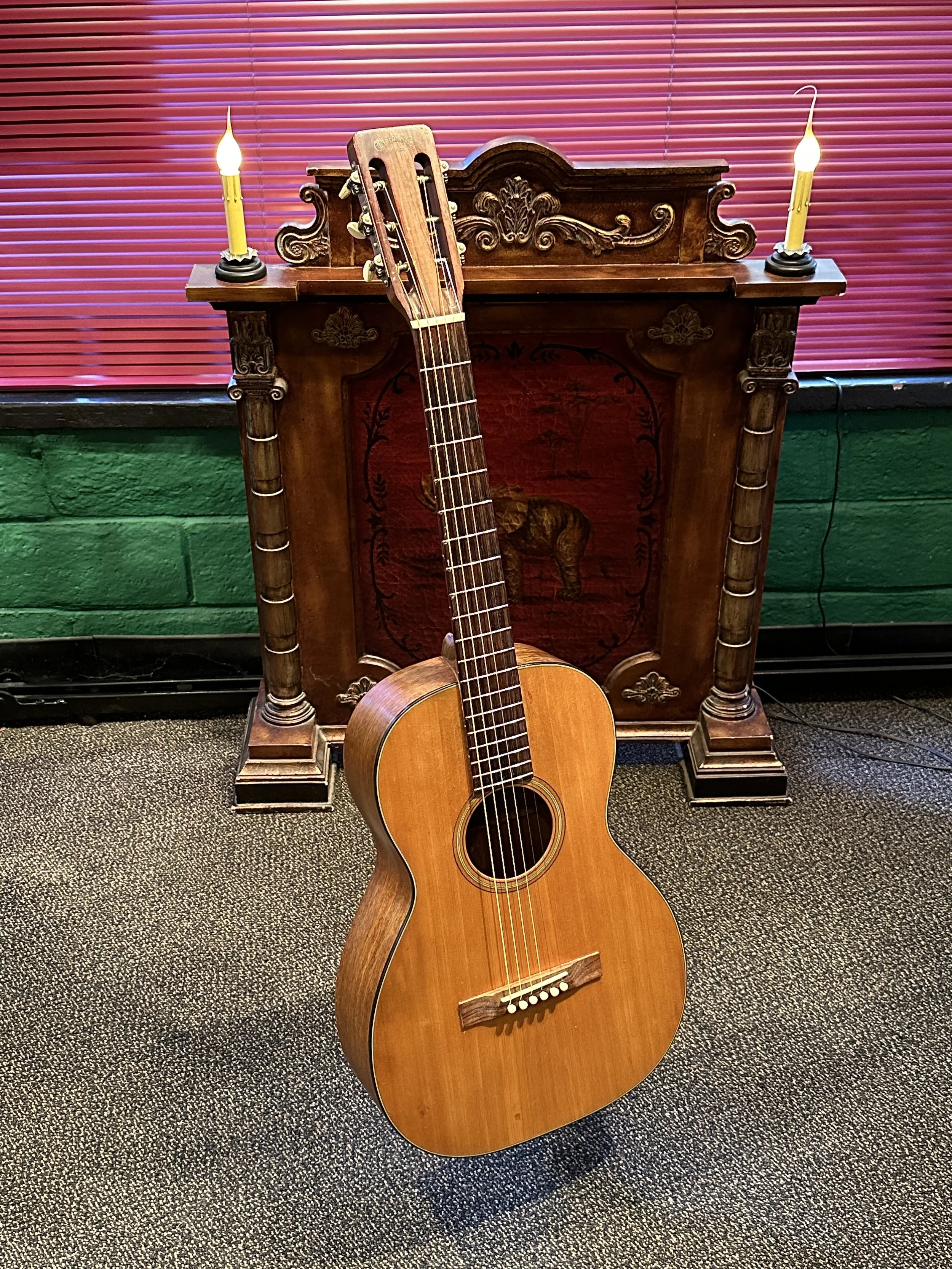 Martin 0-16NY 1969 f.JPG