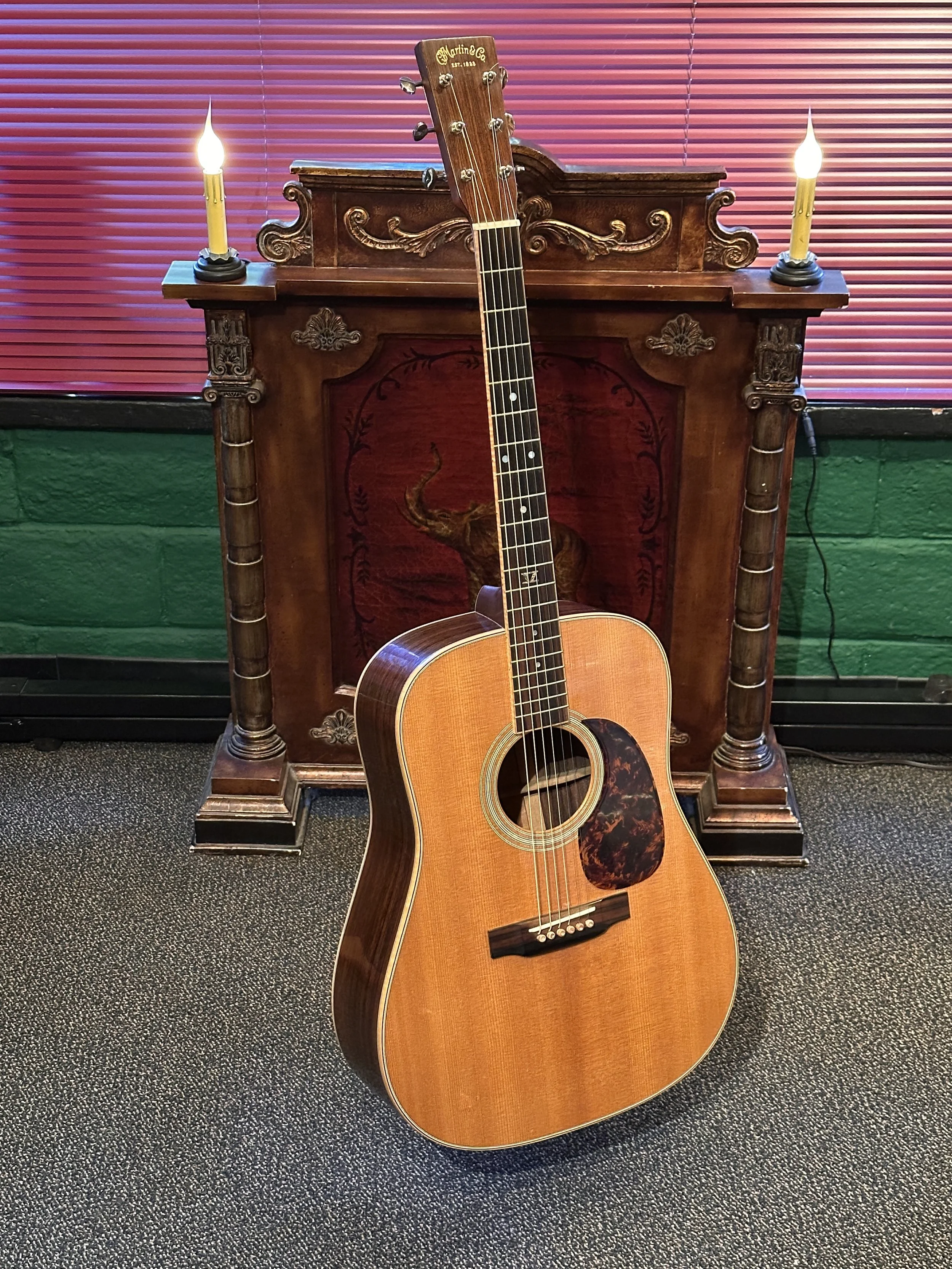Martin D-35 custom 2007 f.JPG