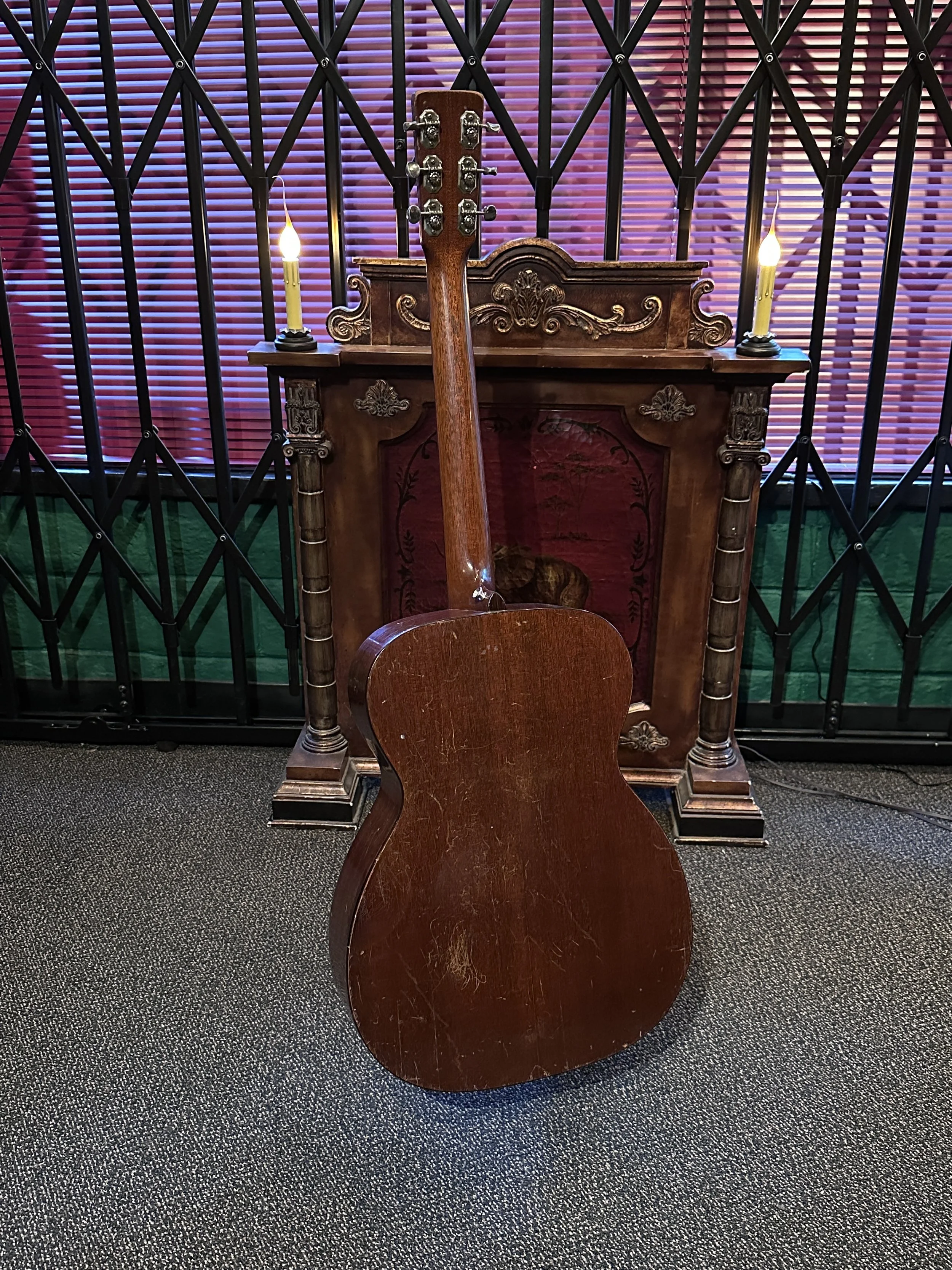 MFG Martin 00018 1951 b.JPG