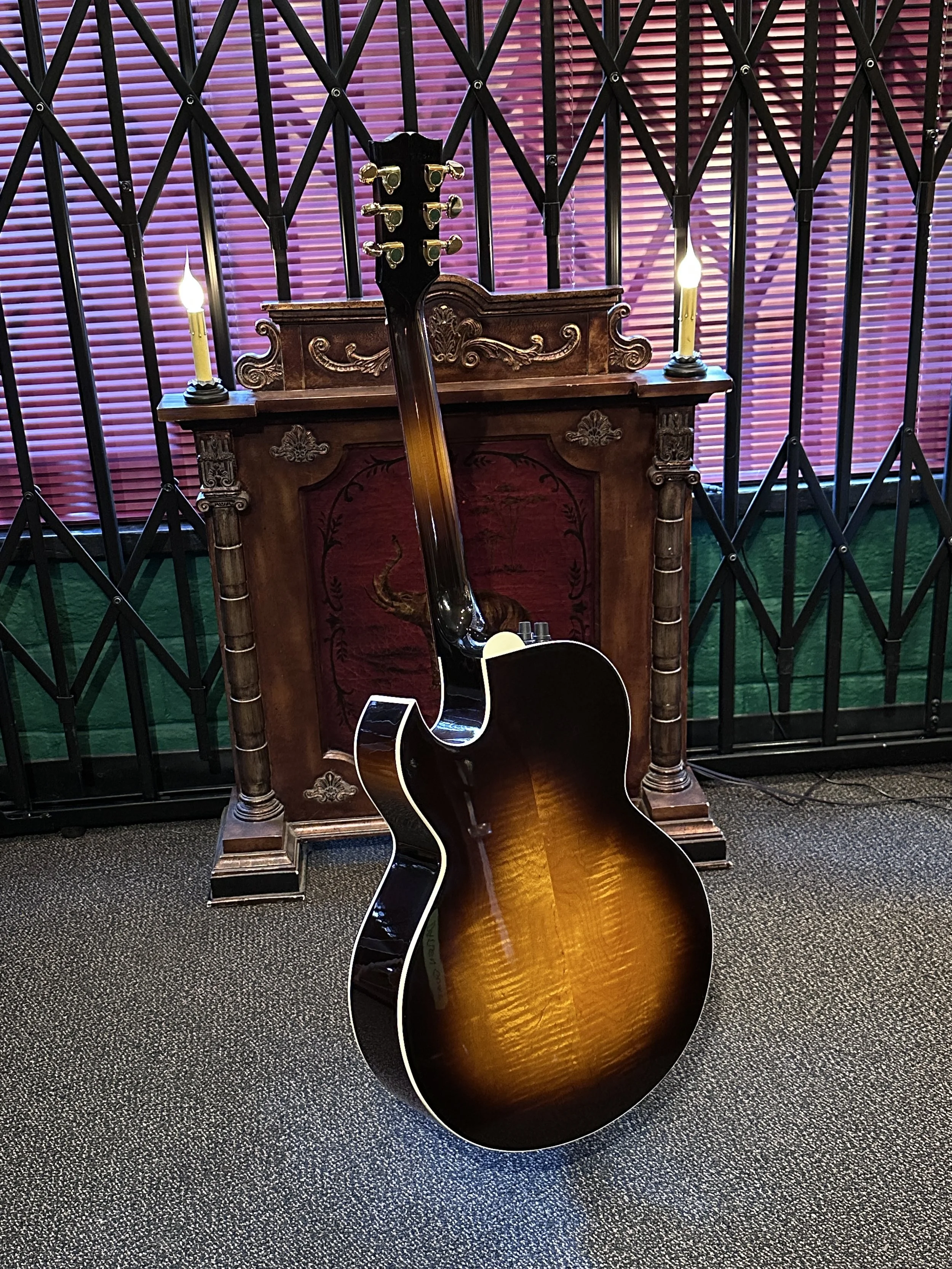 Gibson Starburst b.JPG