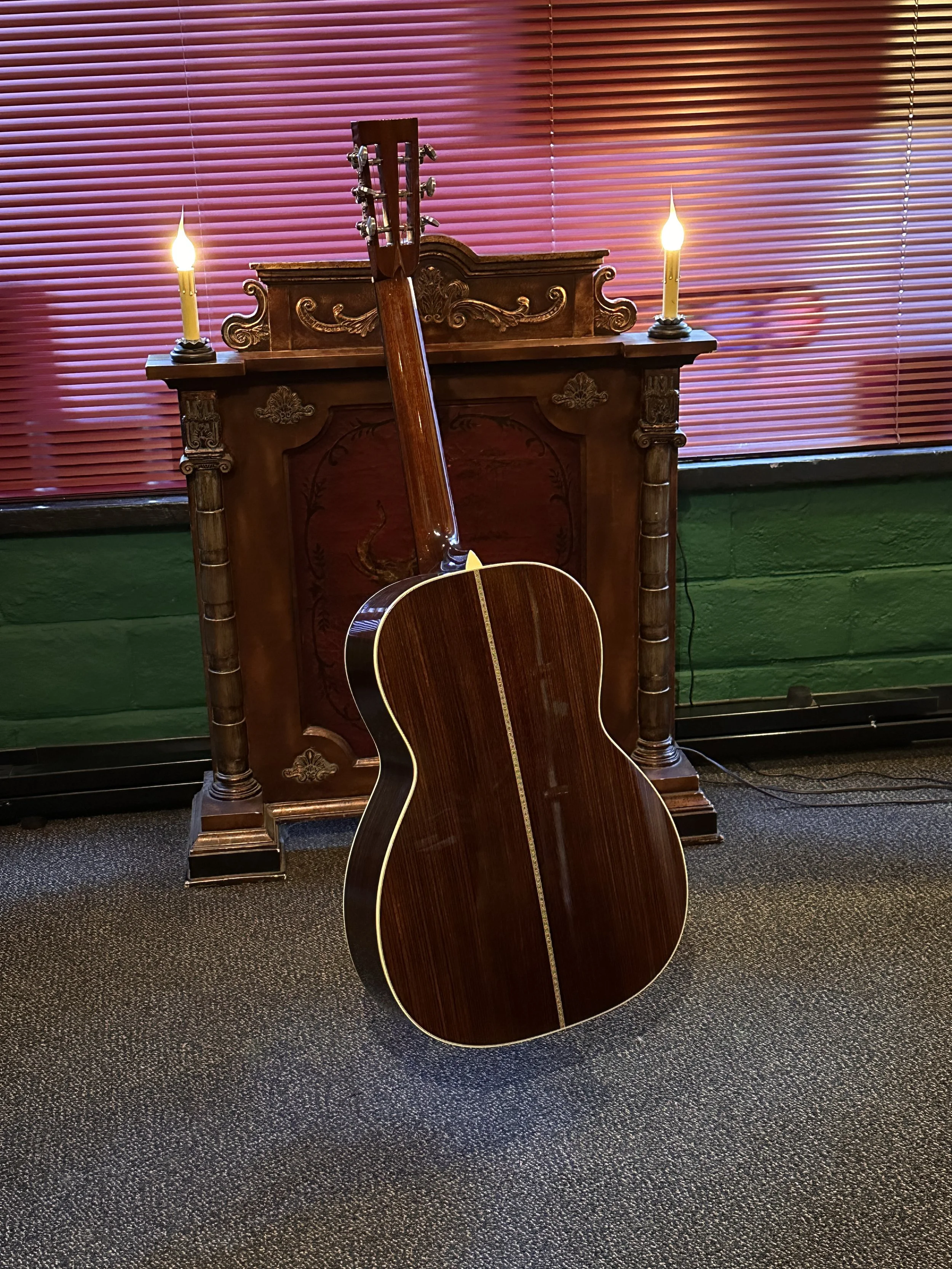 Collings 0002H b.JPG