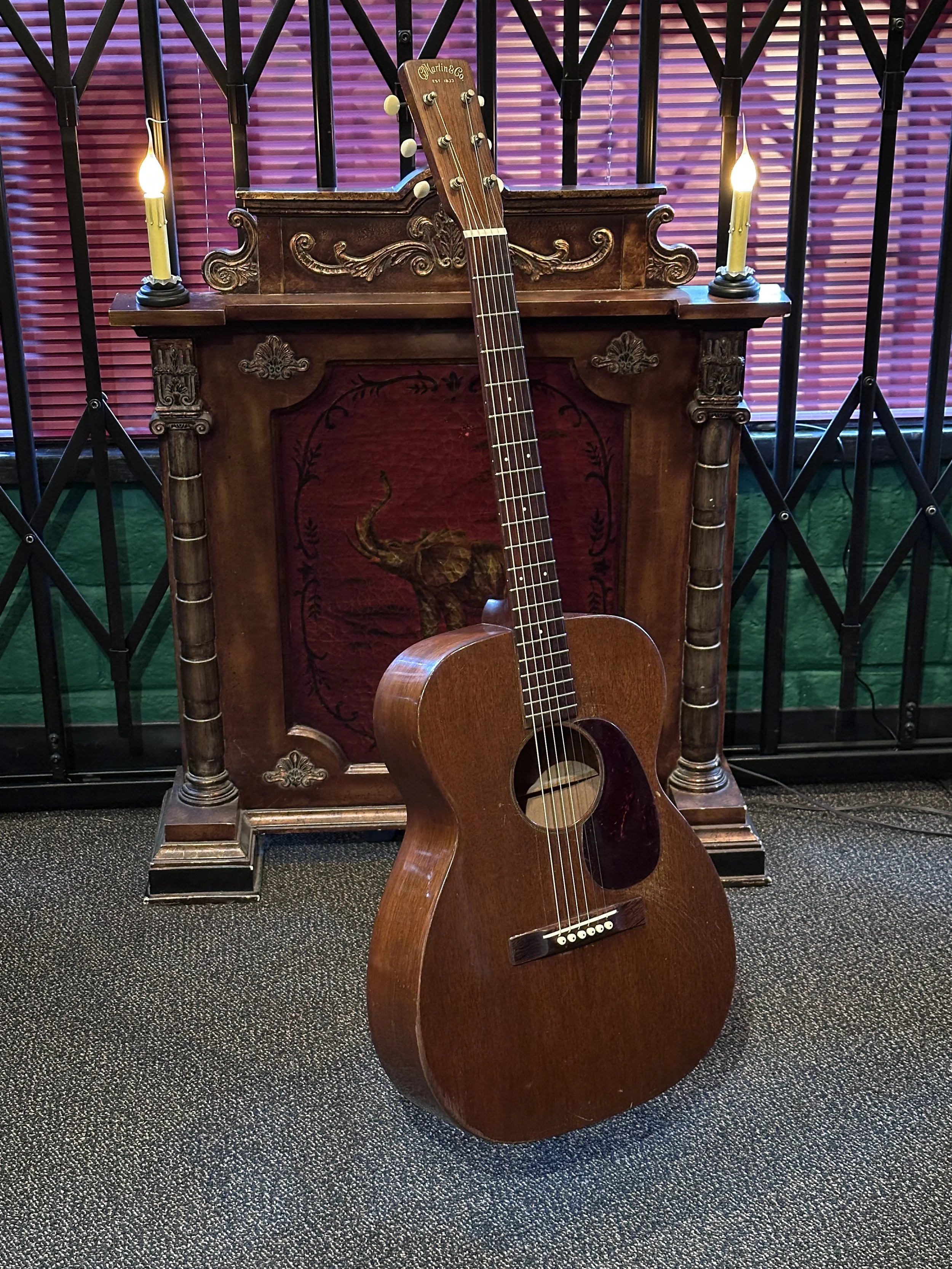 Martin 00-17 1950 f.JPG