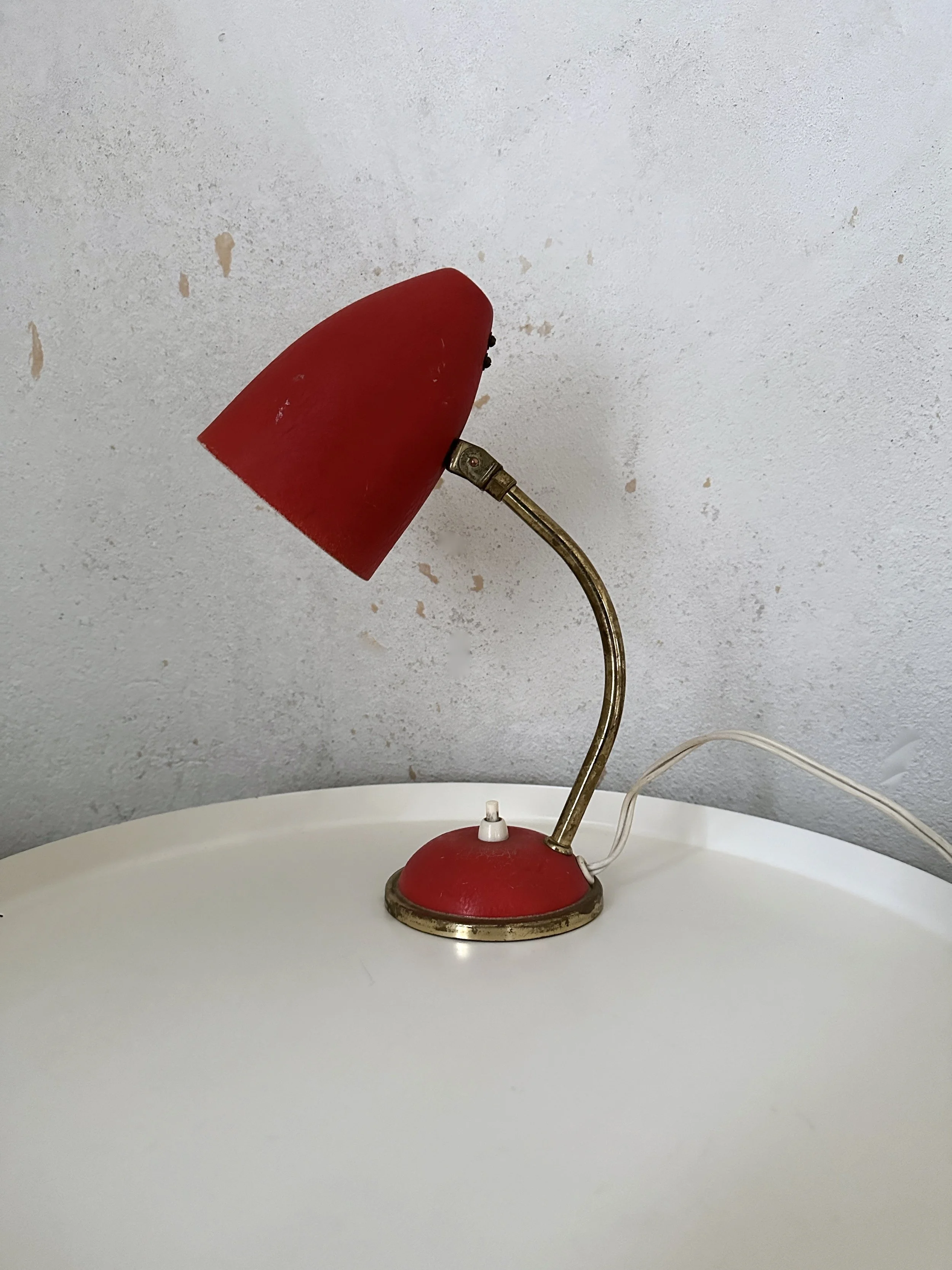 Red lamp