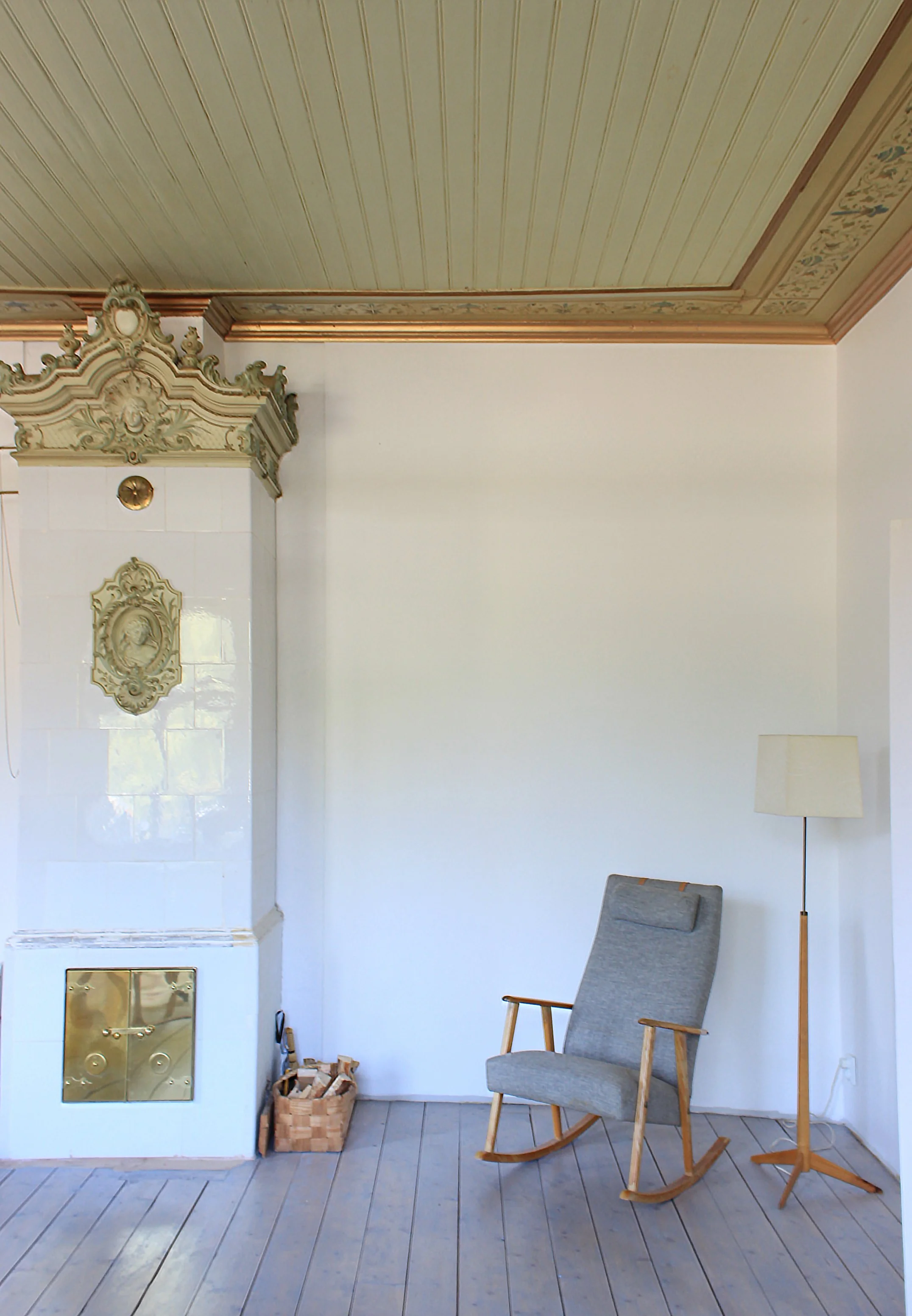 jannika's villa is for sale