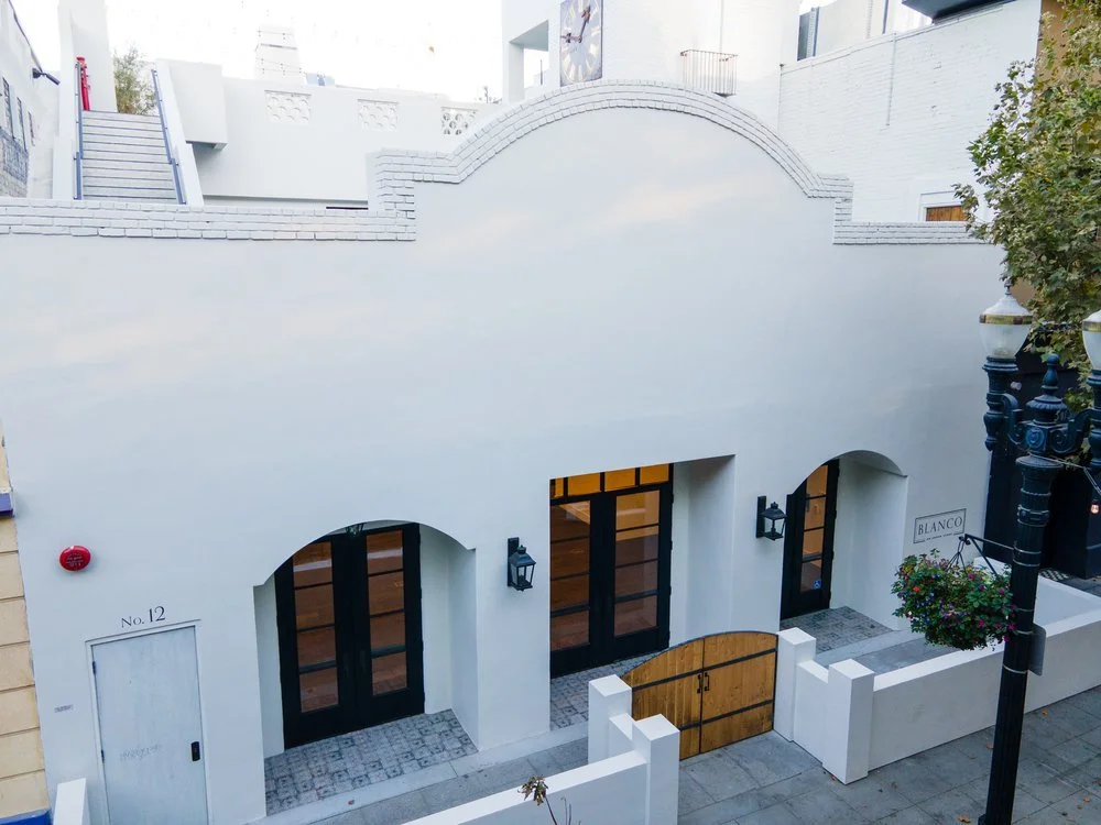 blanco outside .jpeg