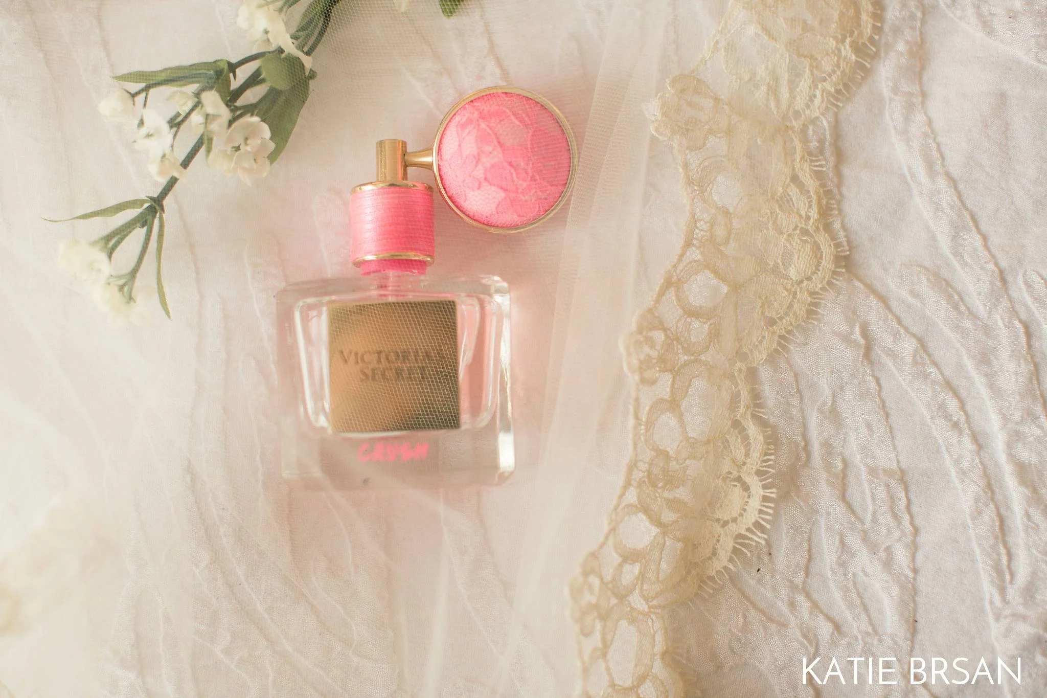 KatieBrsan-Bonfield-Backyard-Wedding_0385.jpg