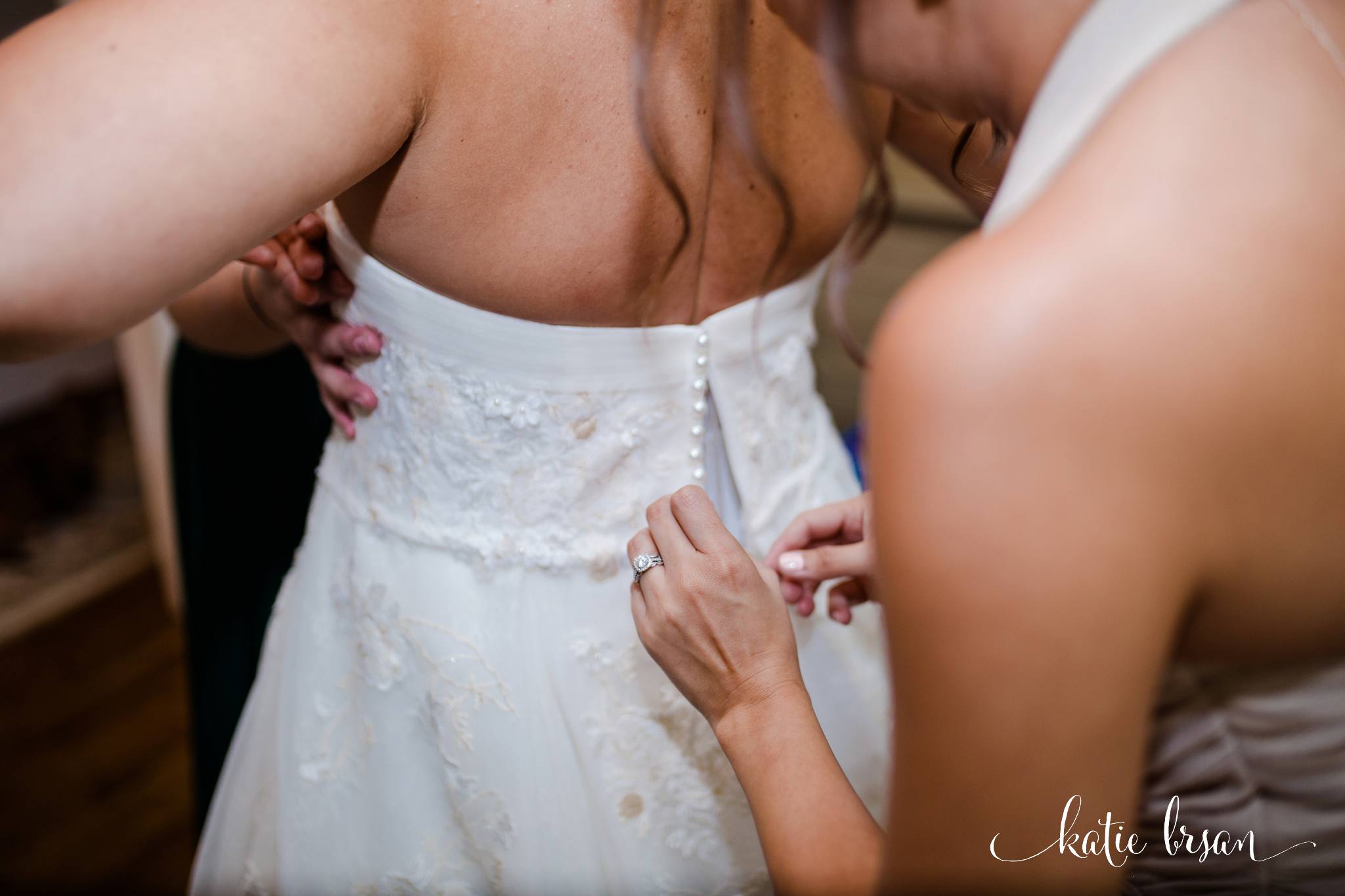 DownersGrove_BackyardWedding_GilbertsPark_0995.jpg