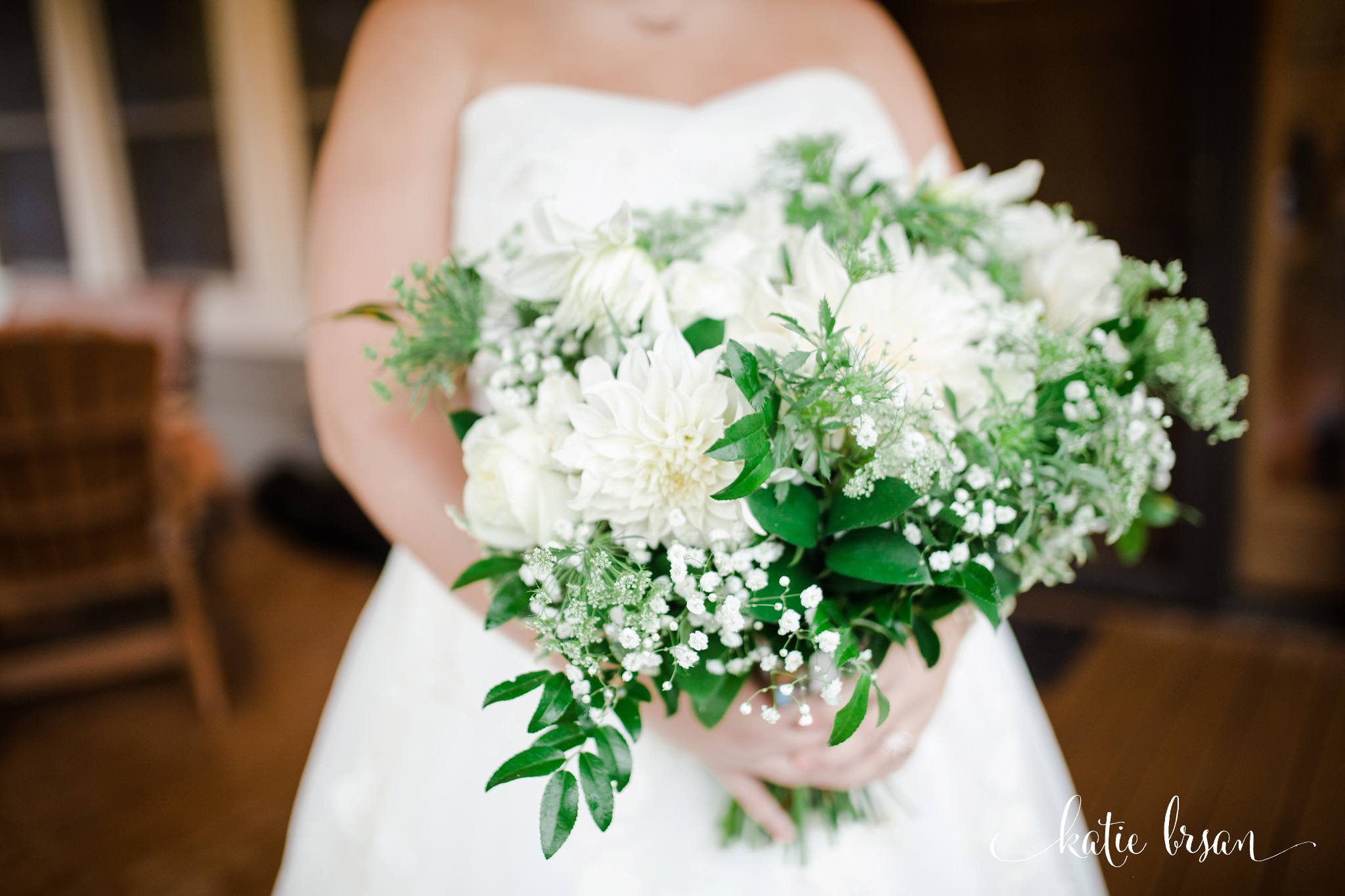 DownersGrove_BackyardWedding_GilbertsPark_0998.jpg