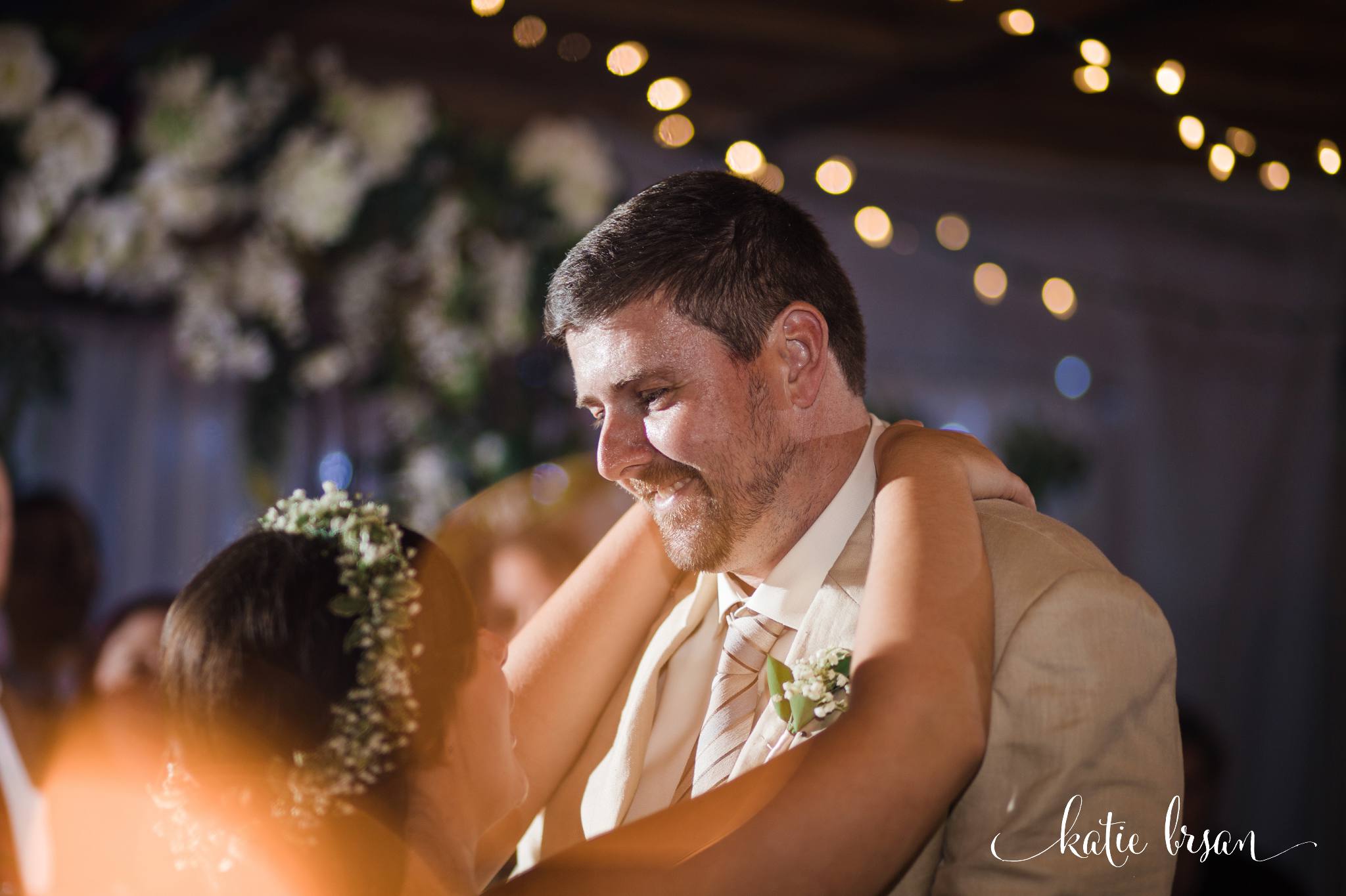DownersGrove_BackyardWedding_GilbertsPark_1028.jpg