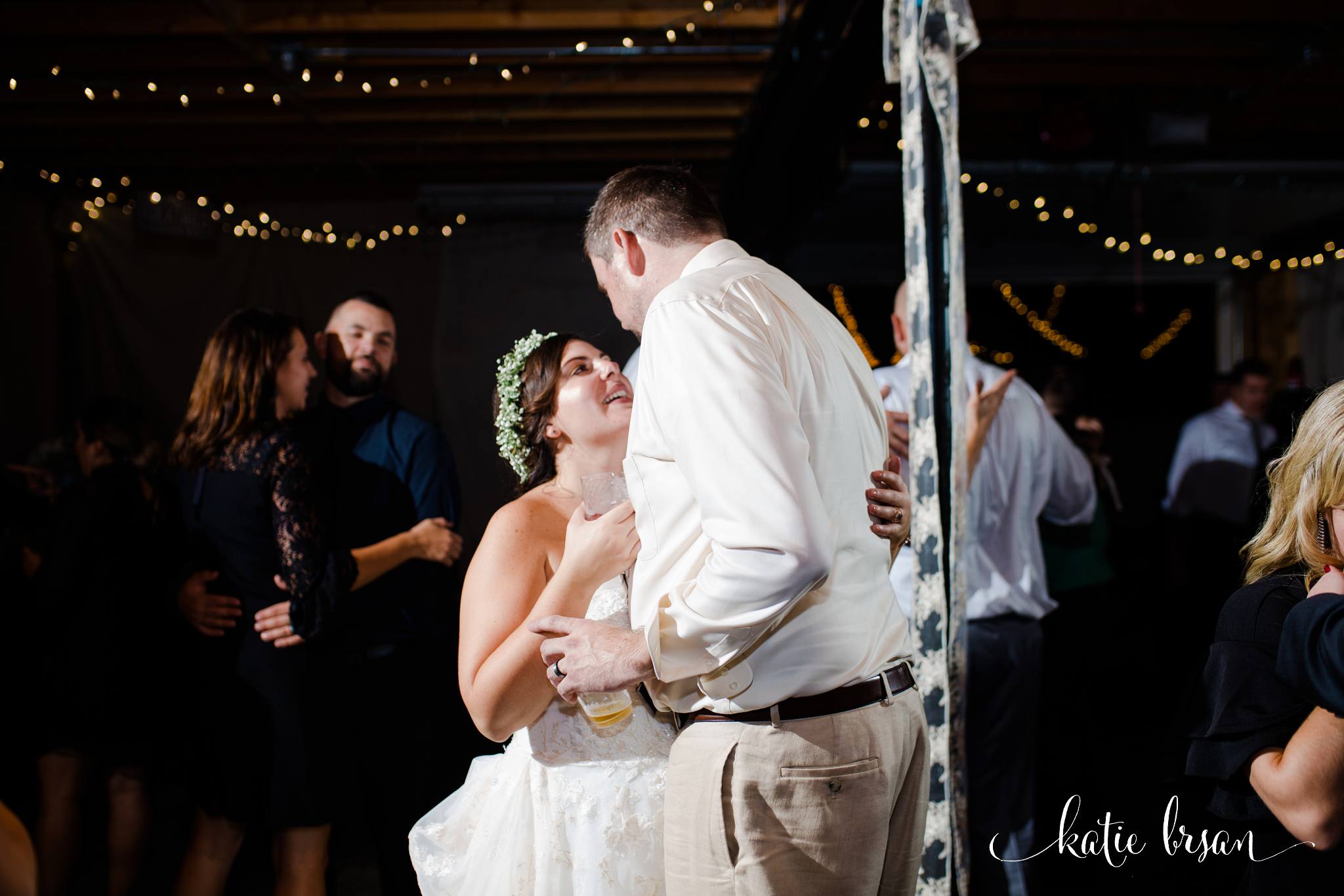 DownersGrove_BackyardWedding_GilbertsPark_1060.jpg