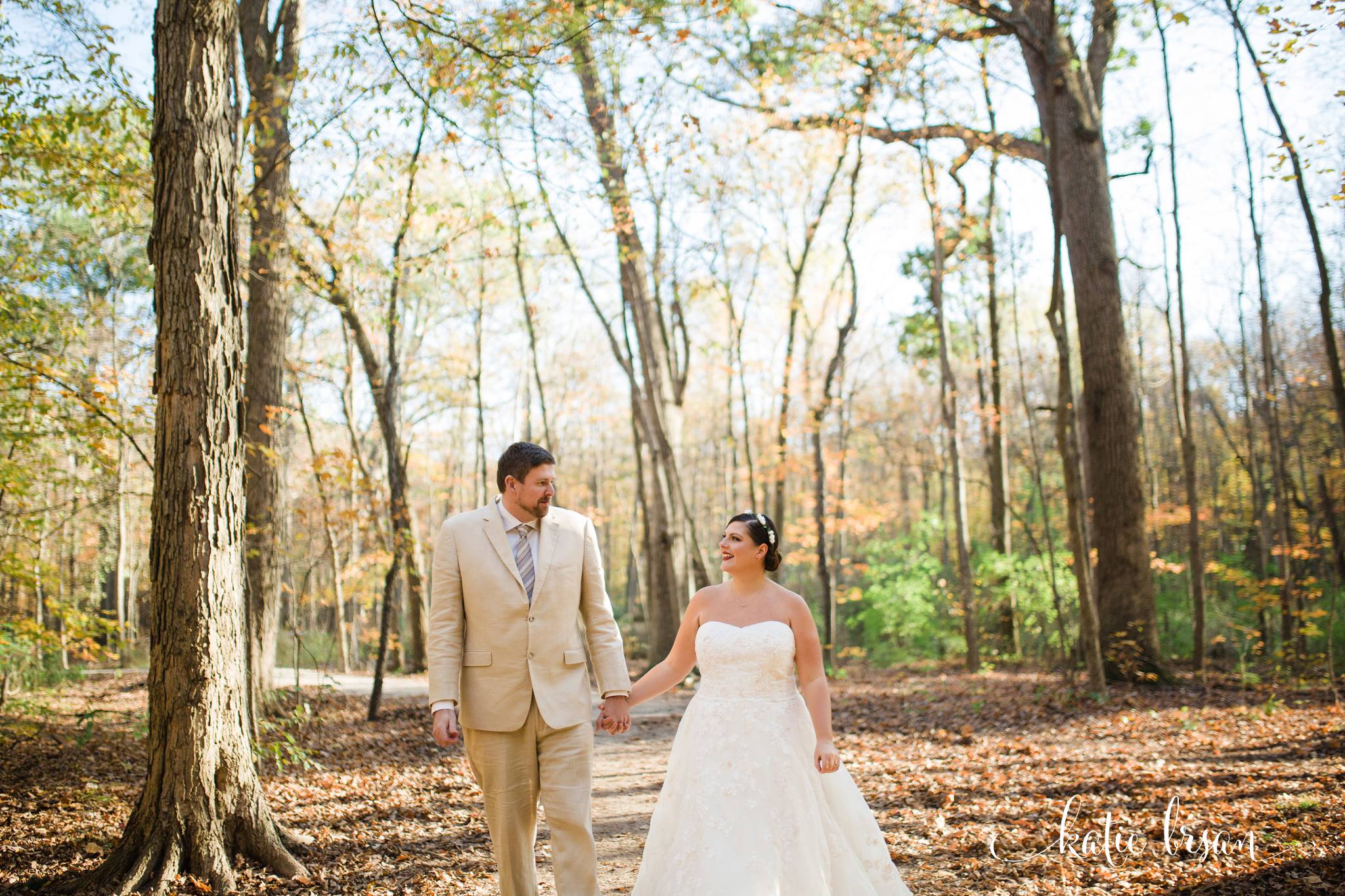 DownersGrove_BackyardWedding_GilbertsPark_1072.jpg