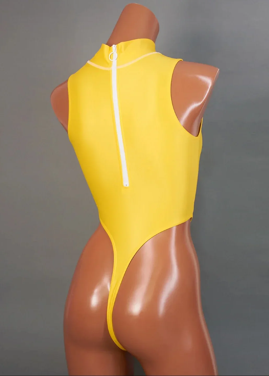 realise-t0303-ssw-shiny-wetlook-thong-swimsuit-lemon-mist-03.jpg.webp