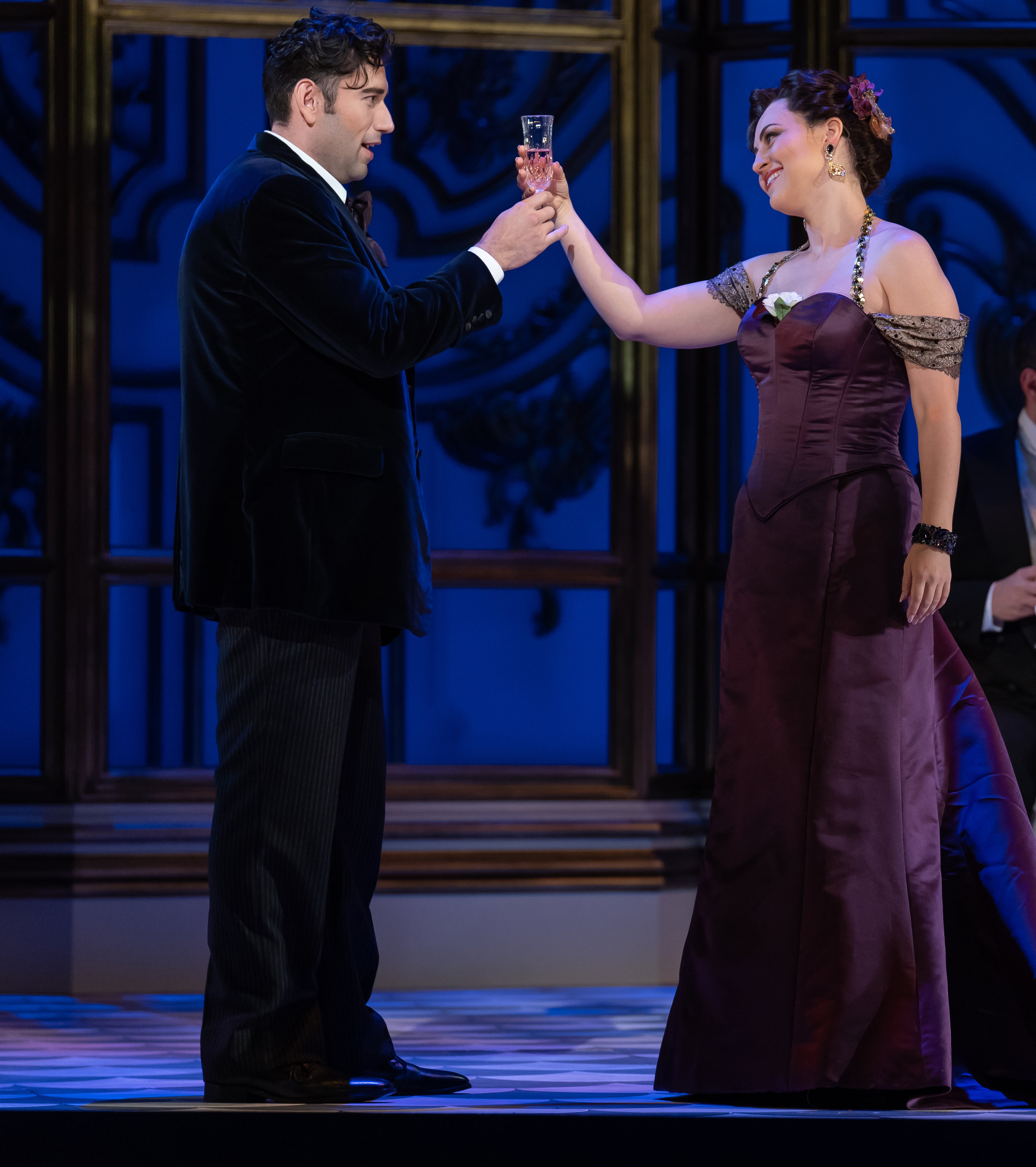 Alfredo (tenor Joshua Guerrero) toasts Violetta (soprano Venera Gimadieva) in WNO's La Traviata 2018 production_credit Scott Suchman.jpg