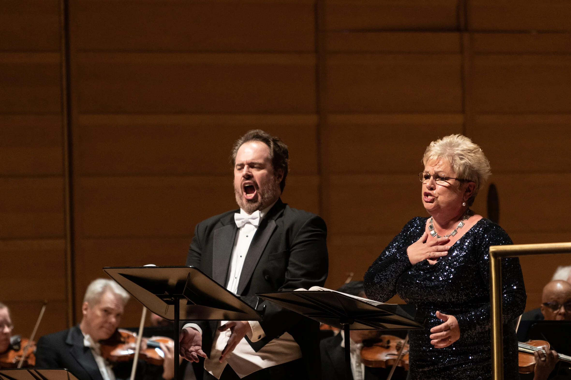 Tenor Jonathan Burton as Tirrudu and soprano Susan Bullock as Santuzza in Cavalleria Rusticana . Photo courtesy of Maryland Lyric Opera.