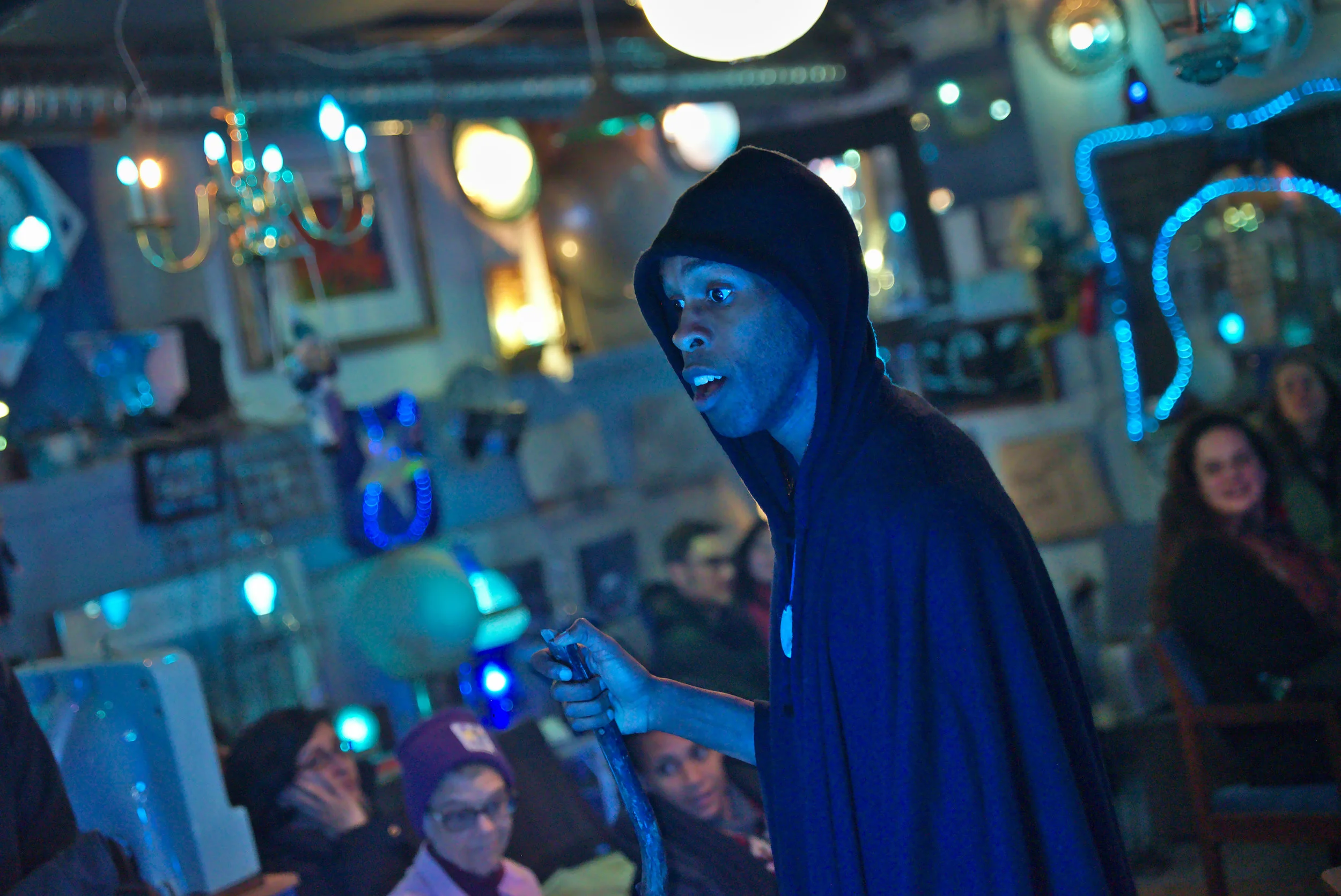 2052: Five Weeks Closer (2017)