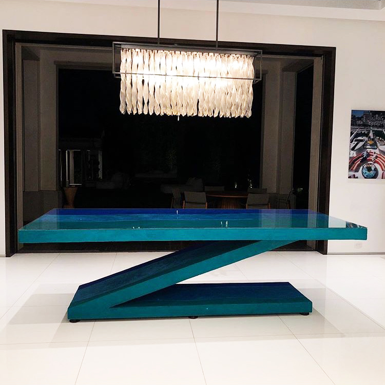 Z Shaped Table 