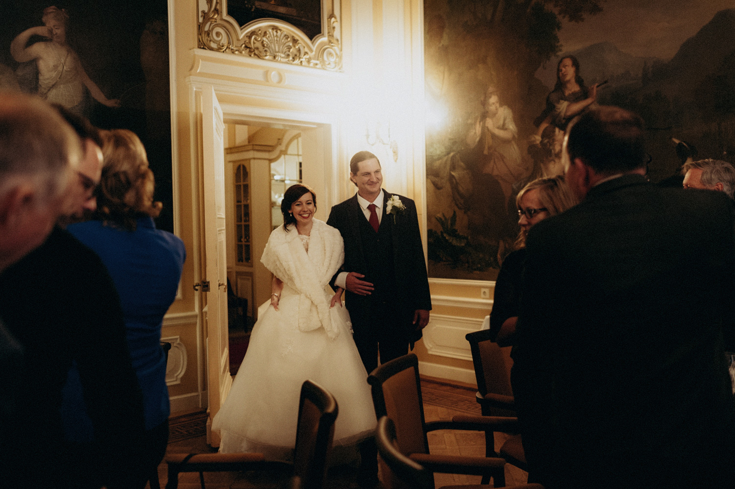 Bride and groom entering dinner room at Duin and Kruidberg Santpoort