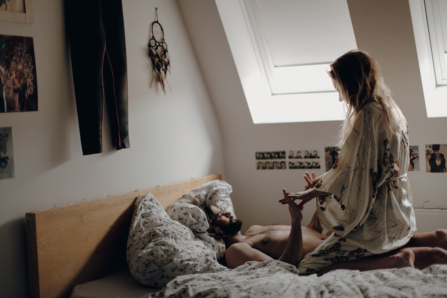 Couple goals in bed together her sitting on him