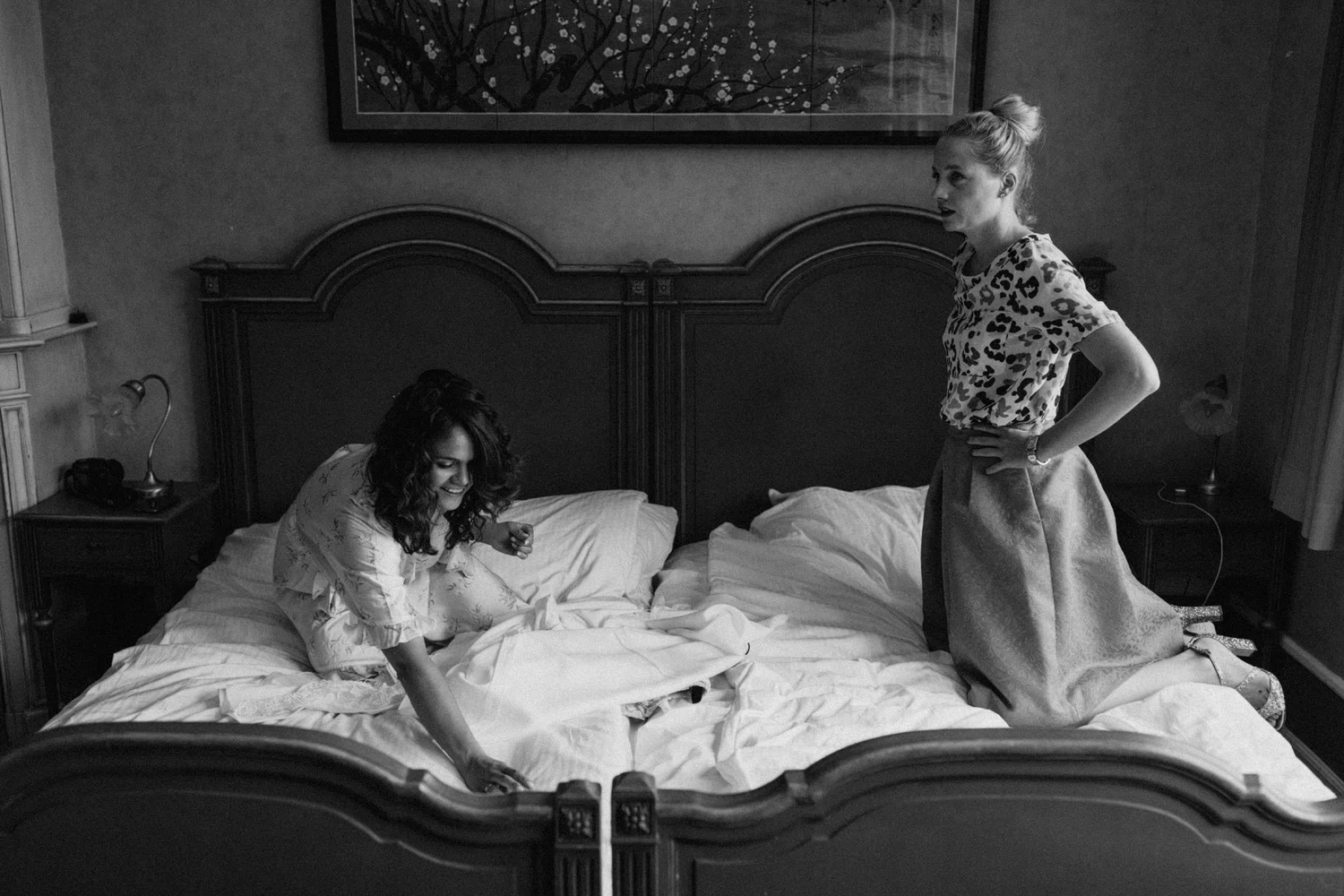 Final touches to the wedding dress