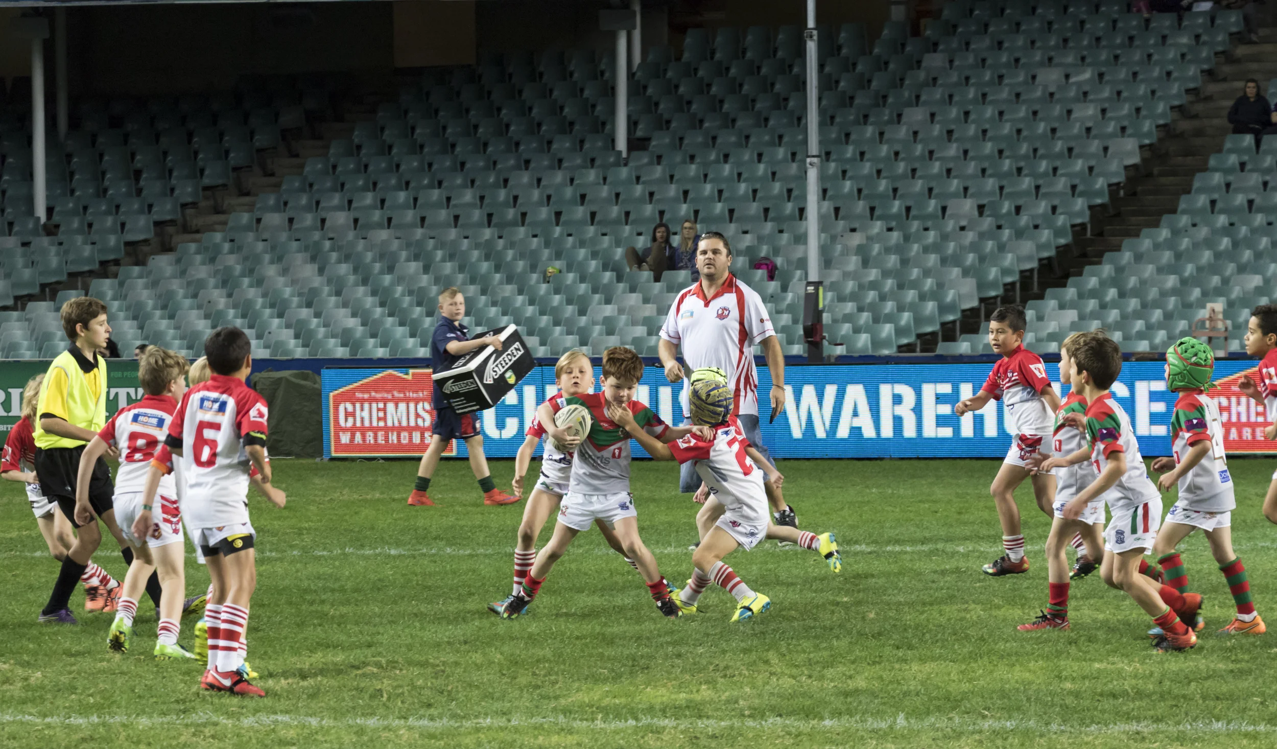 Jamie Delooze with a strong run