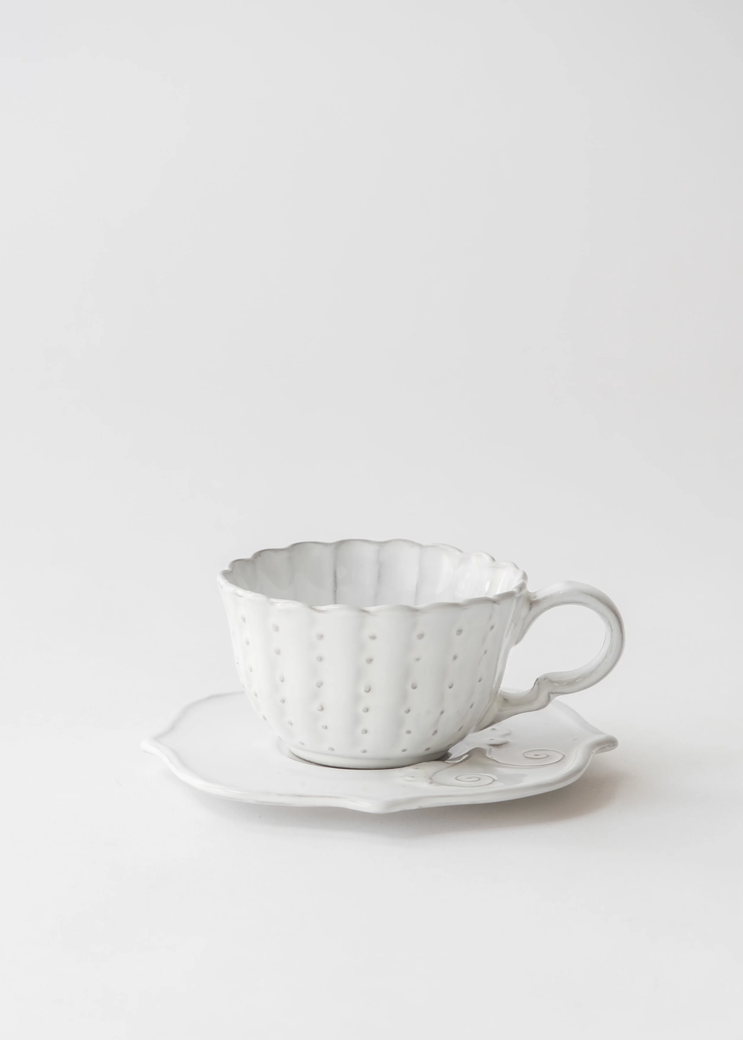 The Signature Collection_TEACUP&SAUCER[Casa de Perrin].JPG