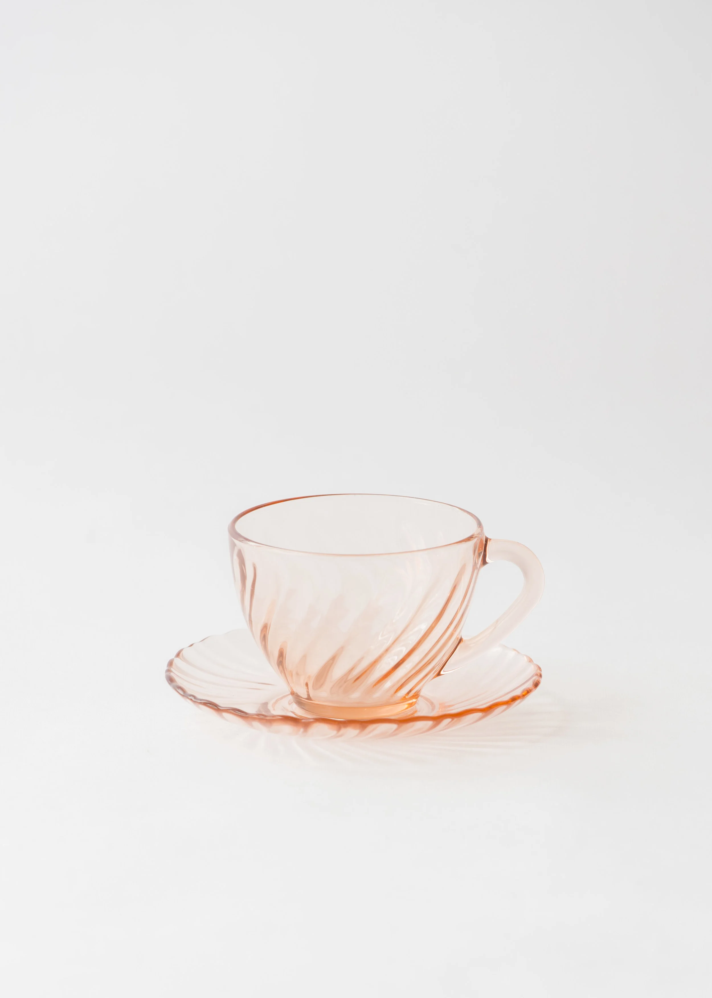 PINK SWIRL COLLECTION_TEACUP&SAUCER[Casa de Perrin].JPG