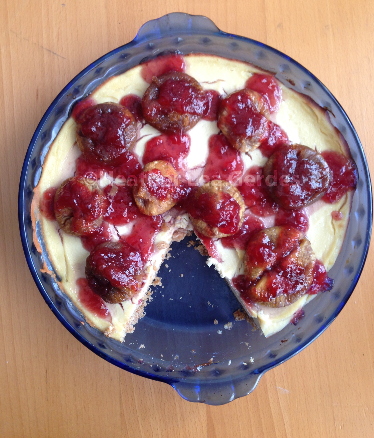 Vlogger Café Organic Life: Organic &amp; Vegan Fig Strawberry Drizzle Tofu Cheesecake with Homemade Graham Cracker Crust