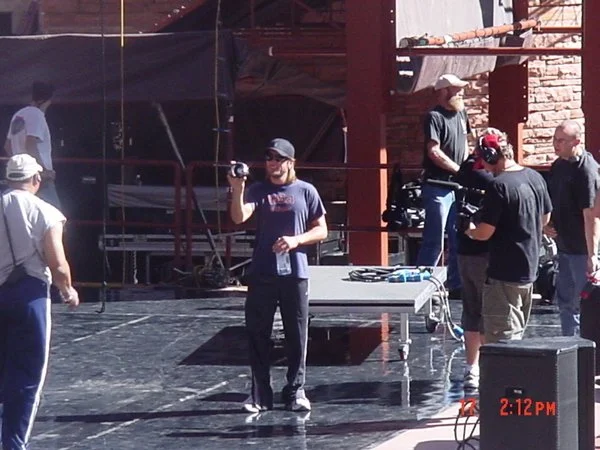 Vlogger Café Exclusive: Red Rocks Keith Urban: Alive in ‘05 Re-Vamp 2026