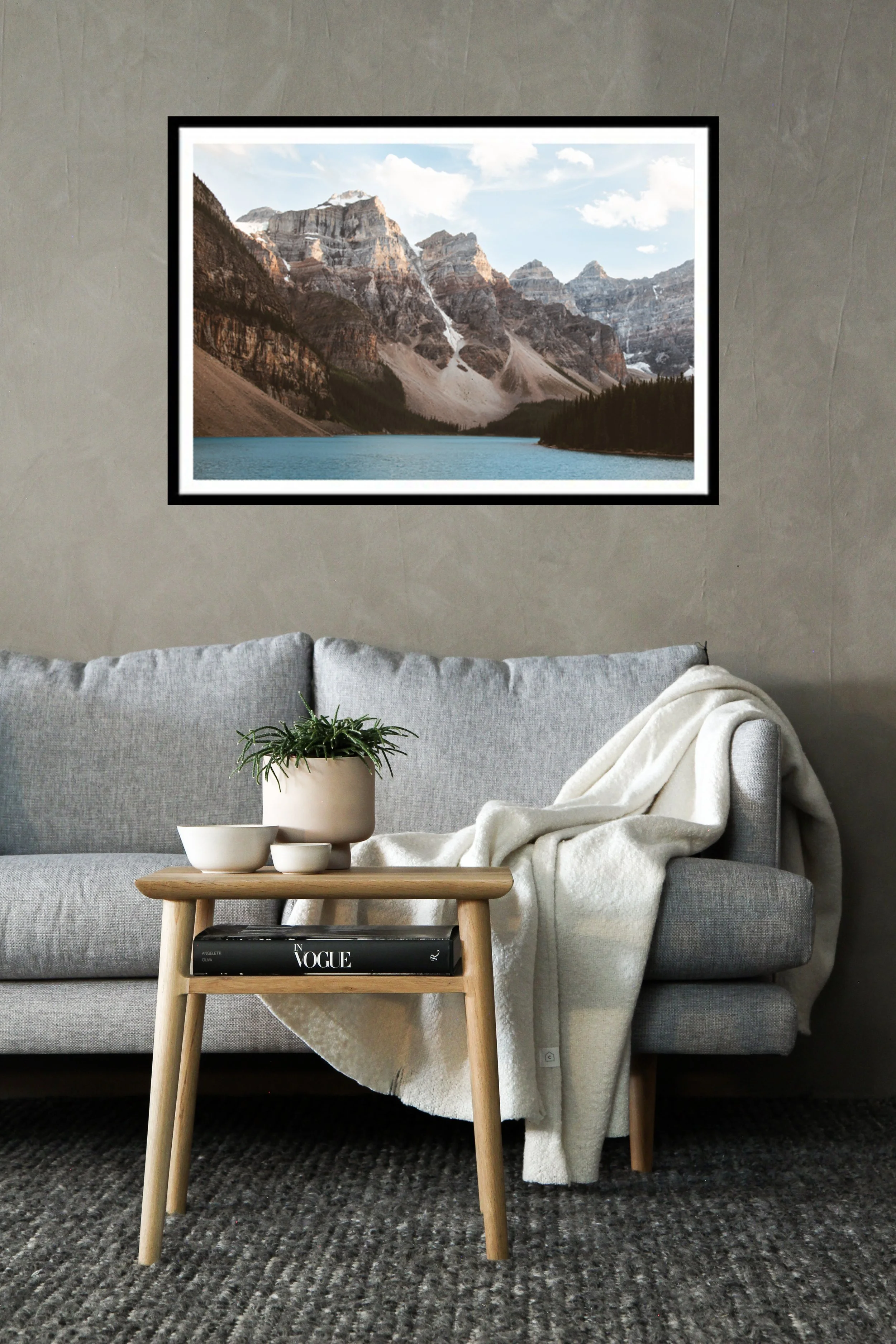 LIVING-ROOM-STOCK-1MB.jpg