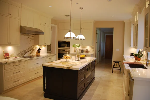 Eleet-Fine-American-CabinetryGrand-Inset010.jpg