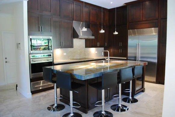 Wine and Dine - Full Overlay Cabinetry