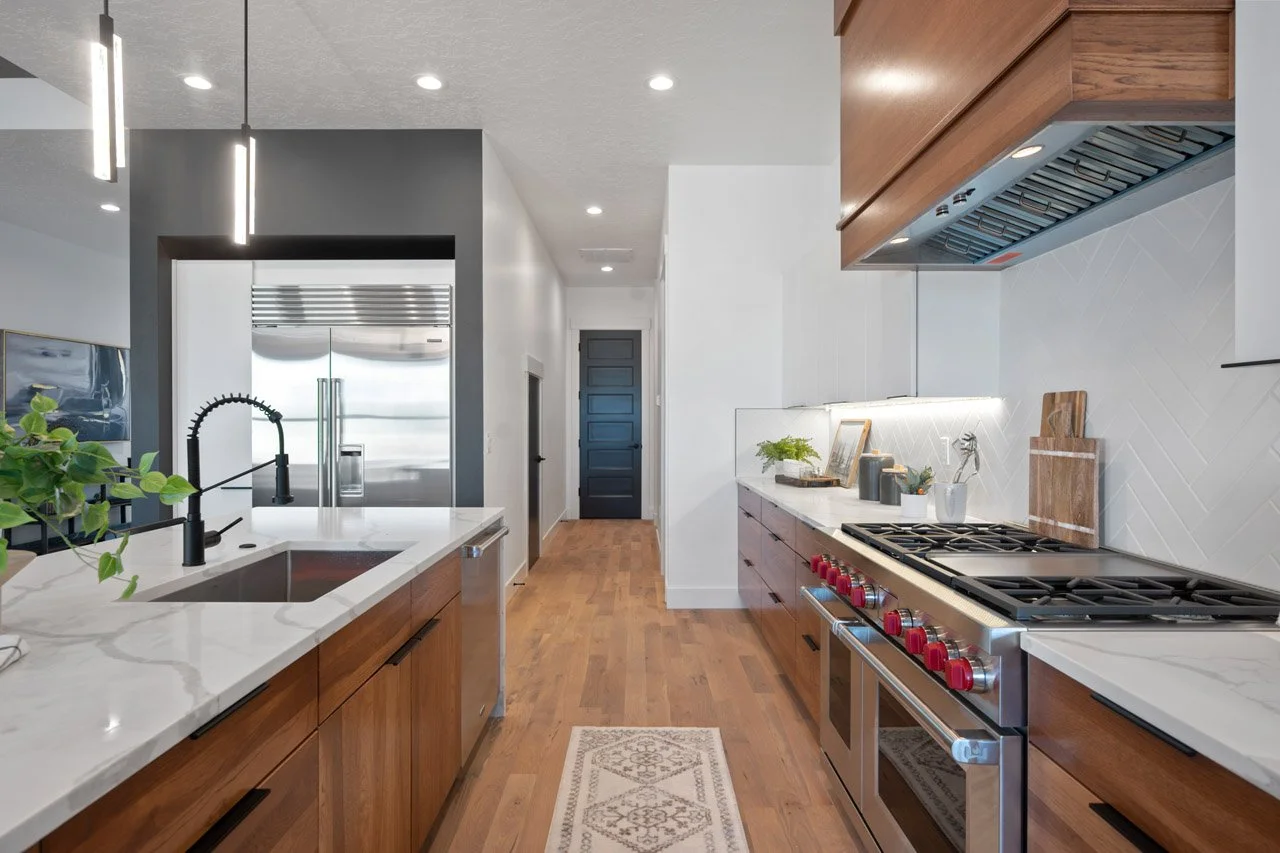 28-Kitchen.jpg