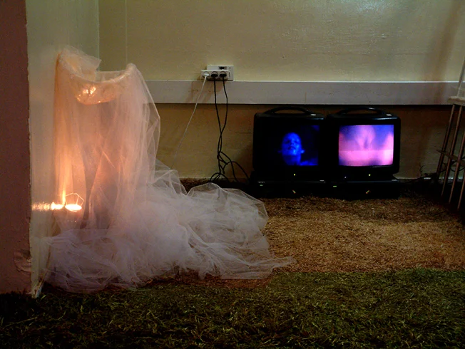 Garden of Floating Events (2004)