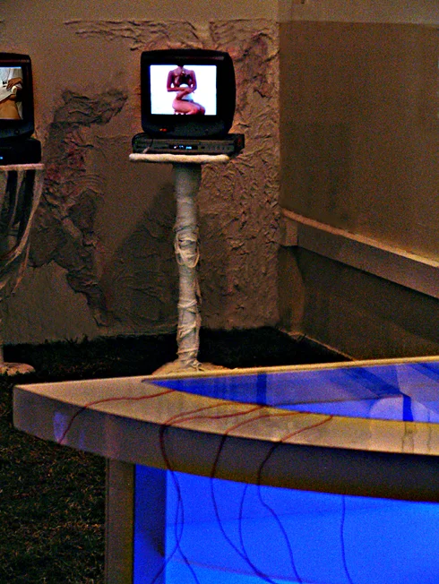 Garden of Floating Events (2004)