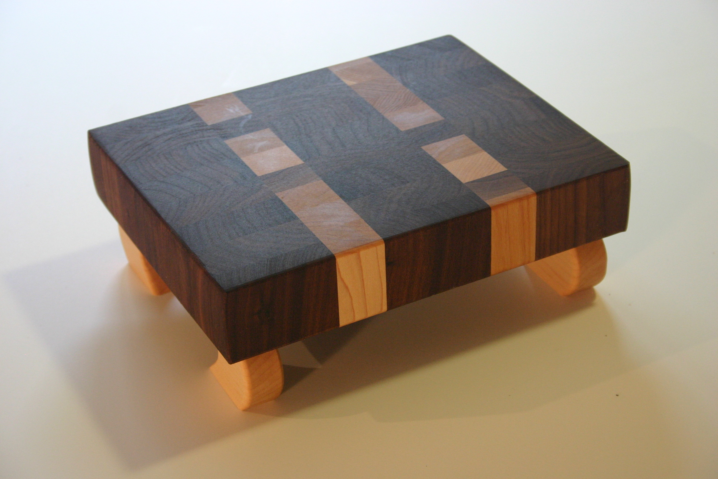 cutting board 01.JPG