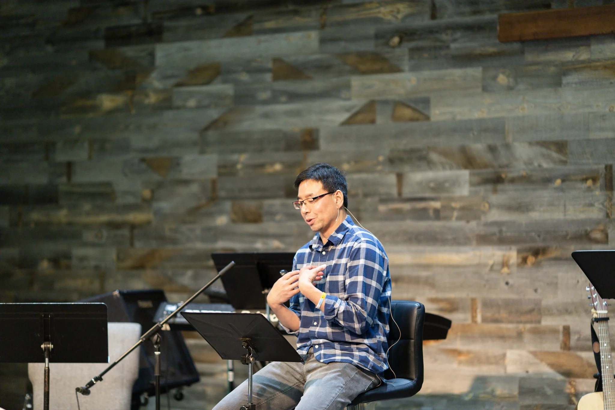 Pastor Ben preaching Isaiah’s story in I Kings